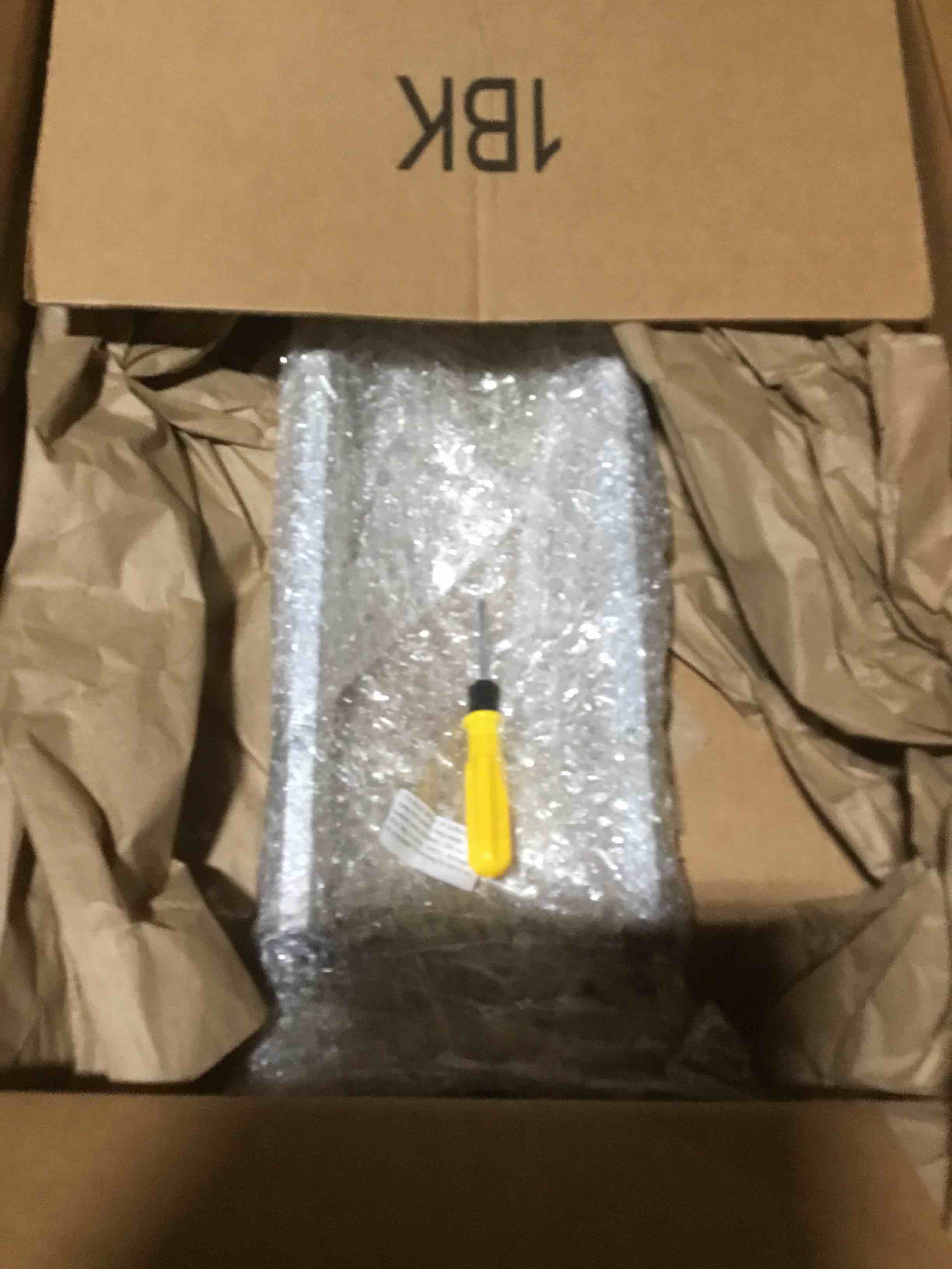 https://s3.amazonaws.com/lotting-images-prod/bidfta/PNK3623681_1750781714211.jpeg