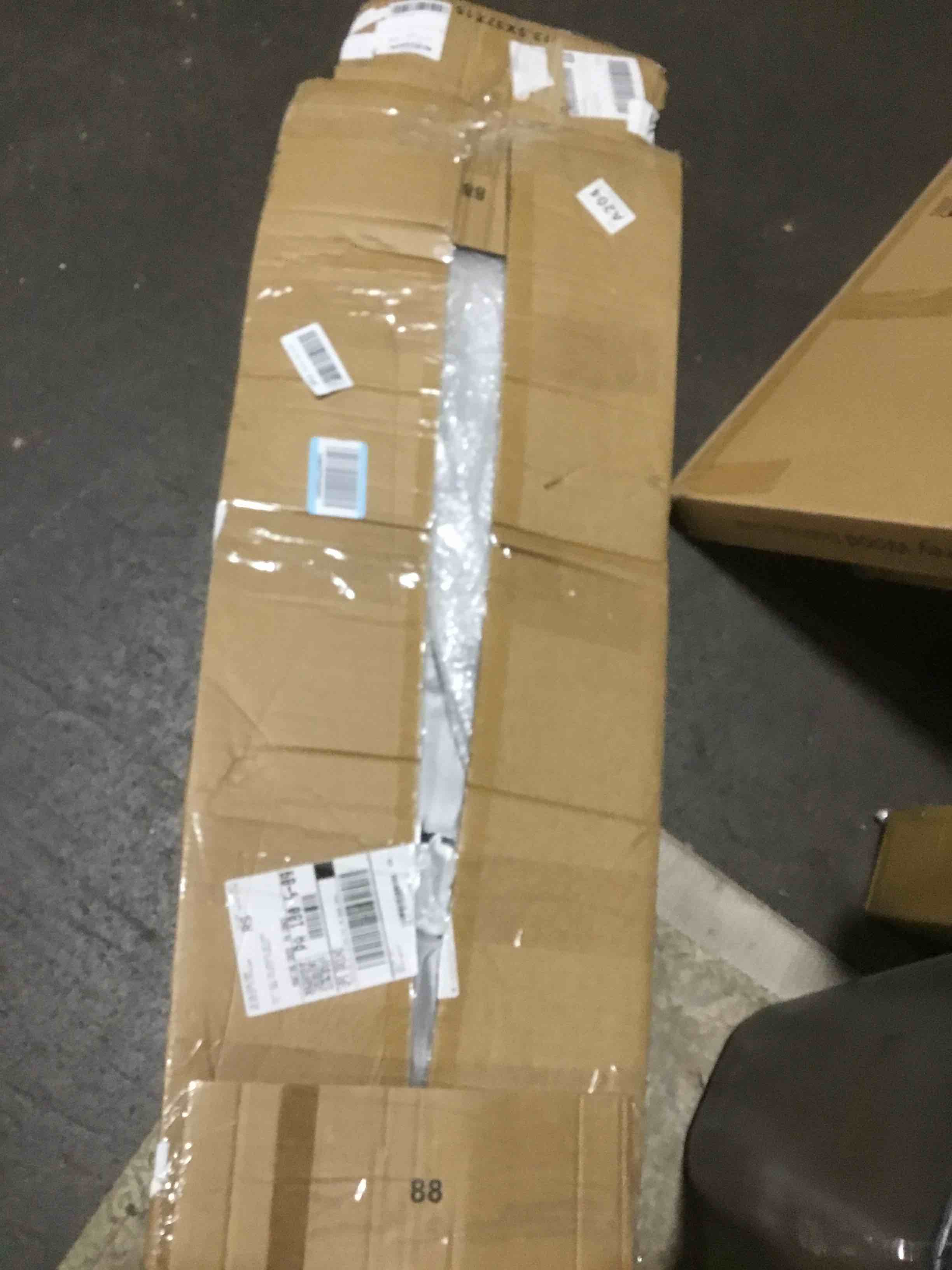 https://s3.amazonaws.com/lotting-images-prod/bidfta/PNK3623877_1750867577359.jpeg
