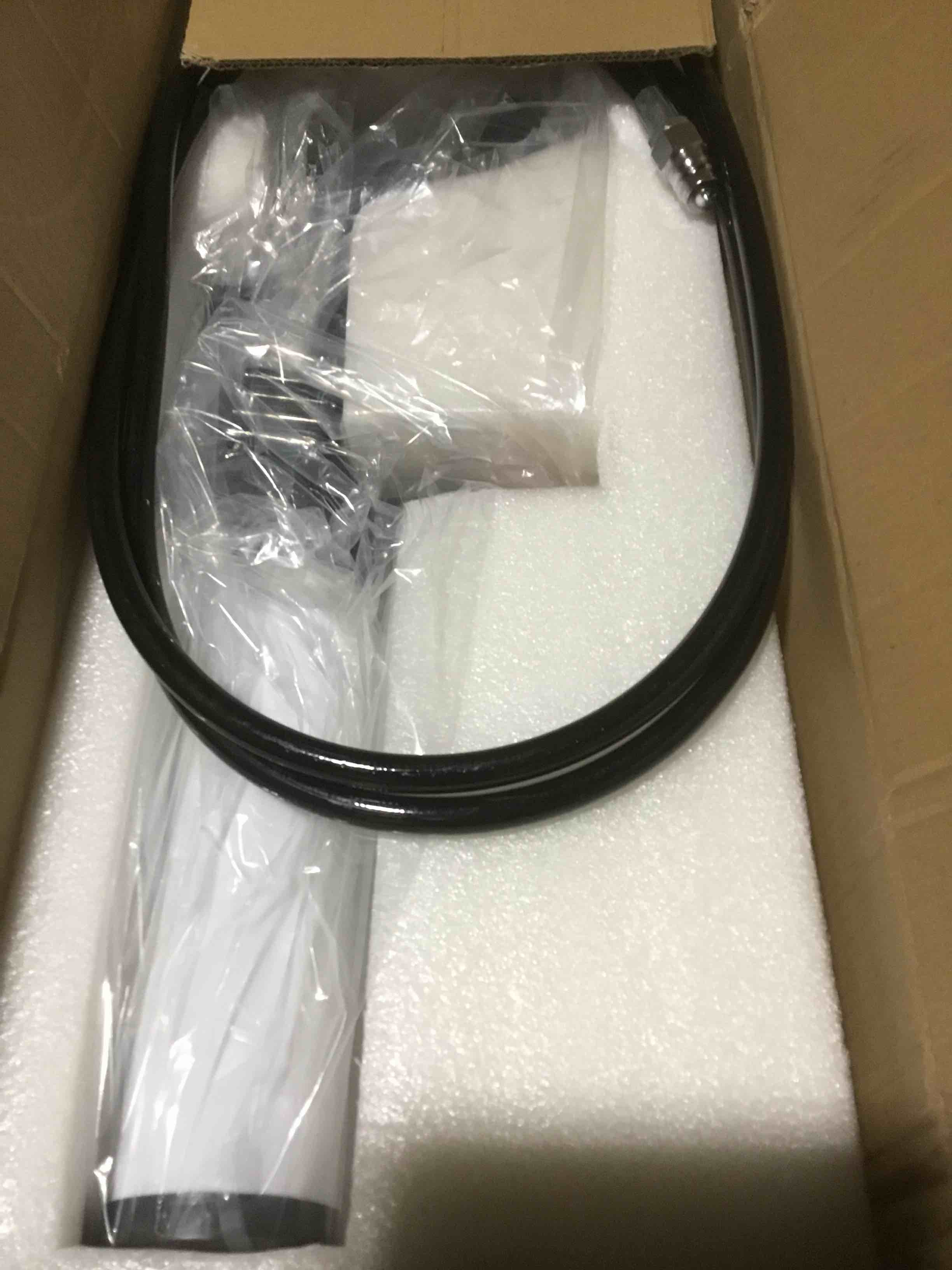 https://s3.amazonaws.com/lotting-images-prod/bidfta/PNK3623901_1750870327821.jpeg
