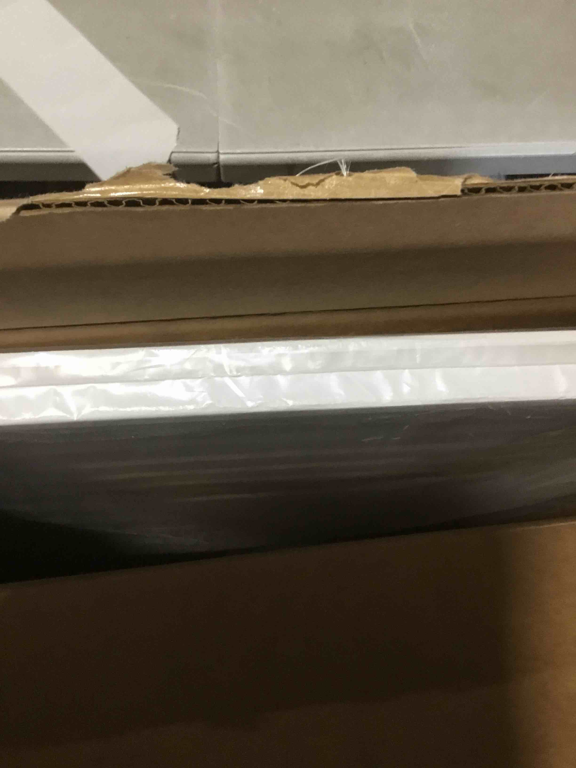 https://s3.amazonaws.com/lotting-images-prod/bidfta/PNK3624023_1750952275227.jpeg