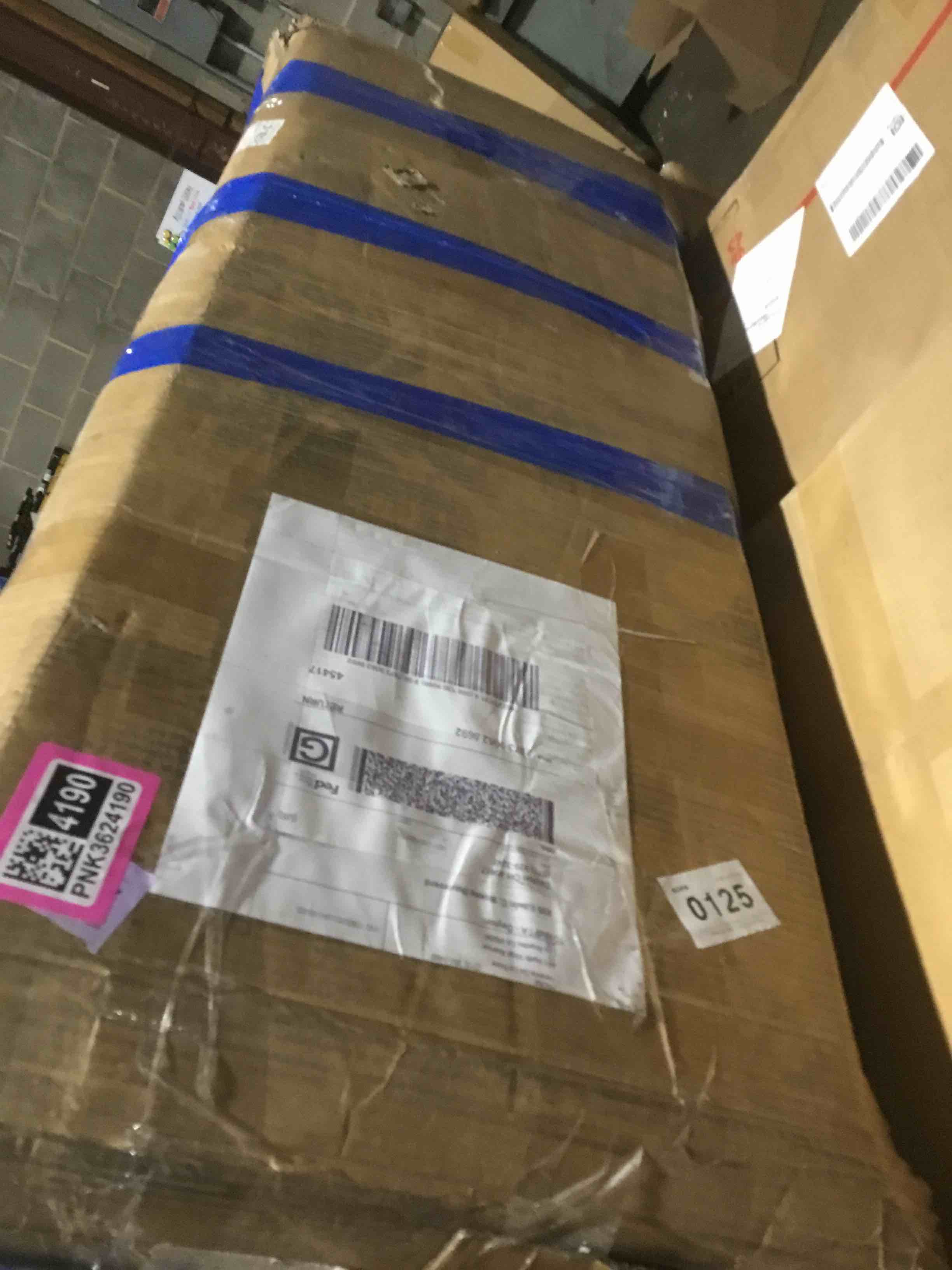 https://s3.amazonaws.com/lotting-images-prod/bidfta/PNK3624190_1751026754434.jpeg