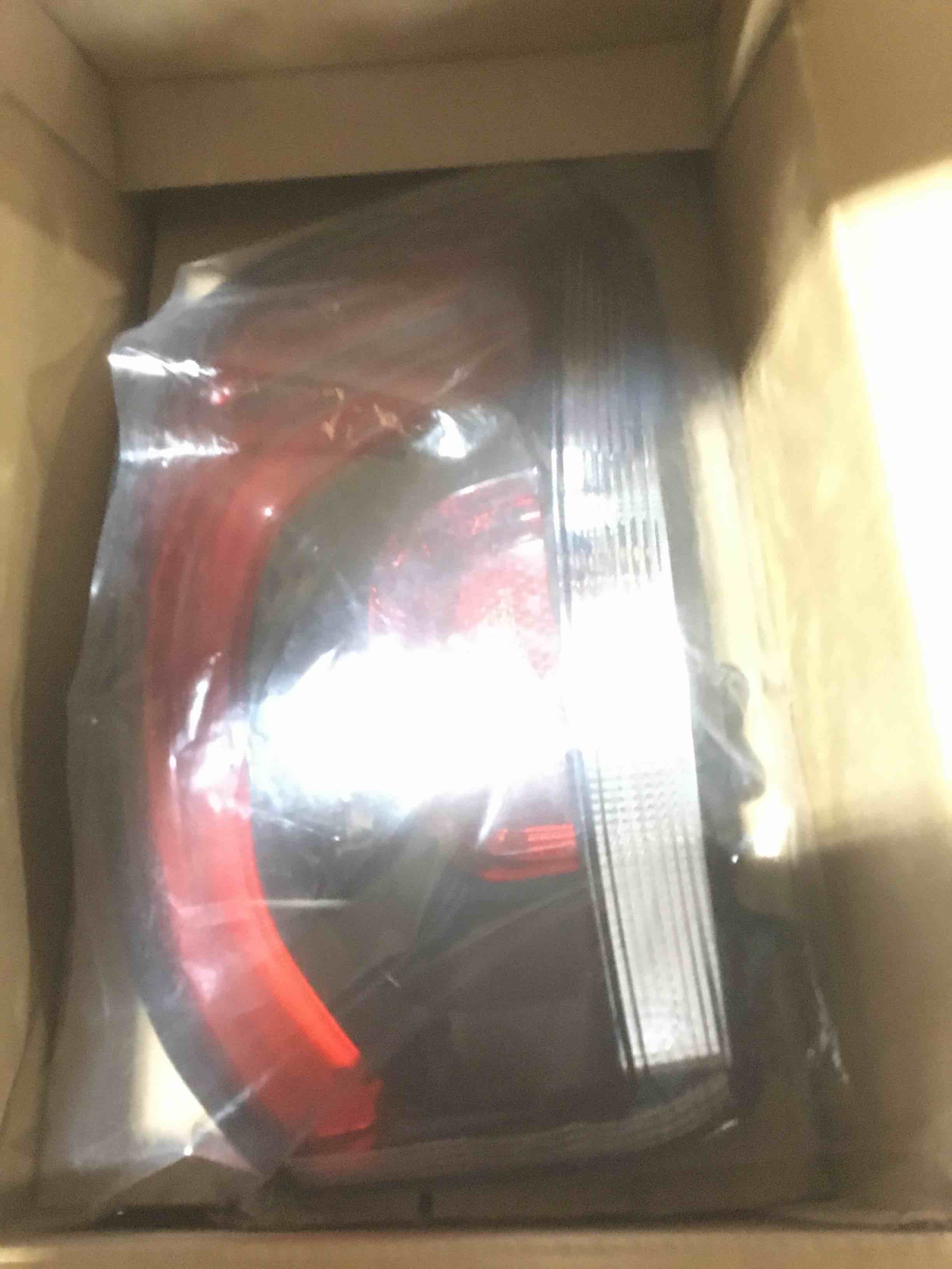 https://s3.amazonaws.com/lotting-images-prod/bidfta/PNK3624279_1751051027123.jpeg