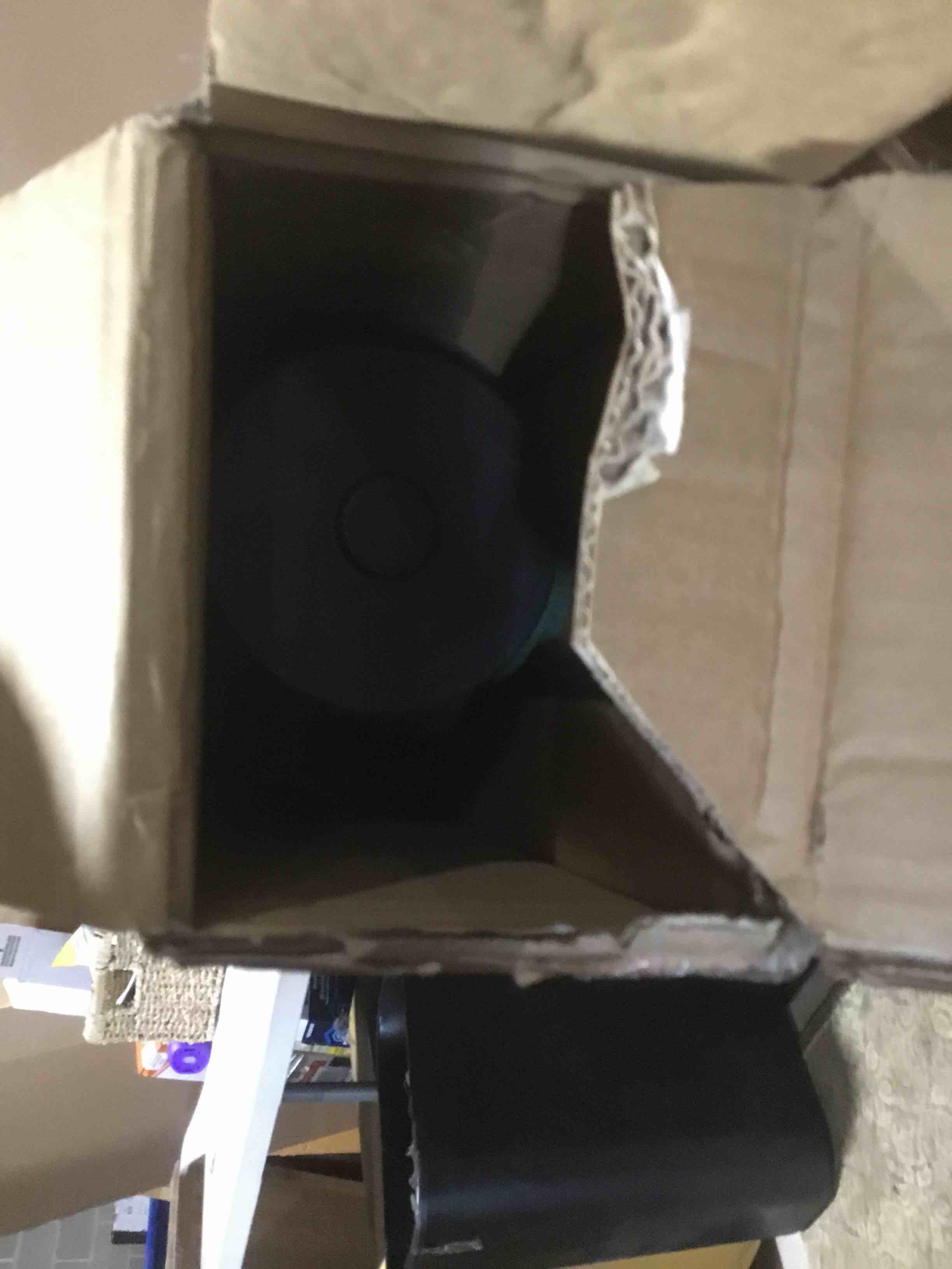 https://s3.amazonaws.com/lotting-images-prod/bidfta/PNK3624423_1751305302195.jpeg
