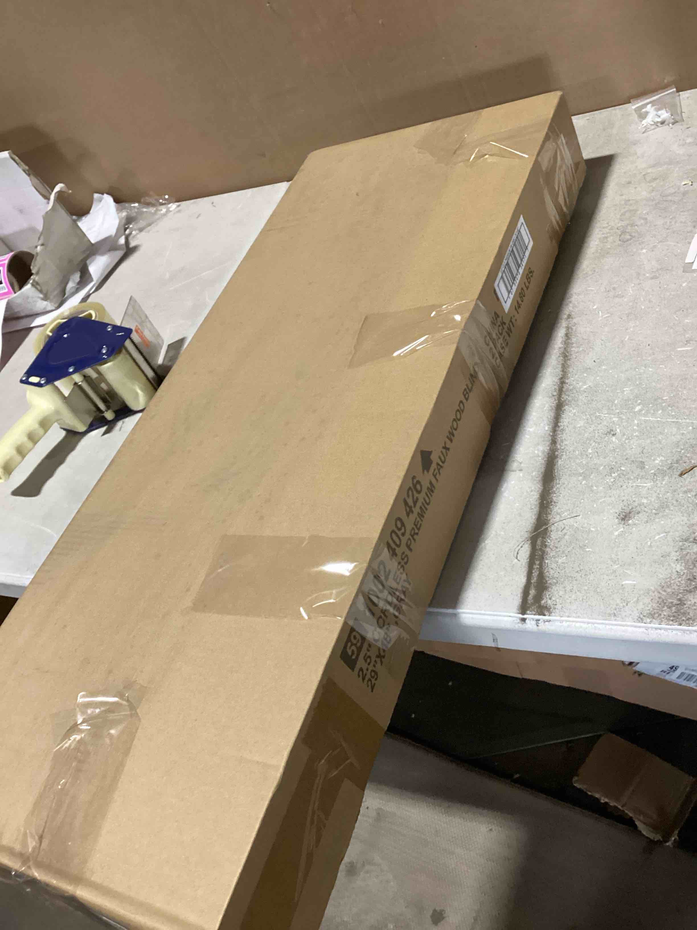 https://s3.amazonaws.com/lotting-images-prod/bidfta/PNK3624997_1752088099726.jpeg