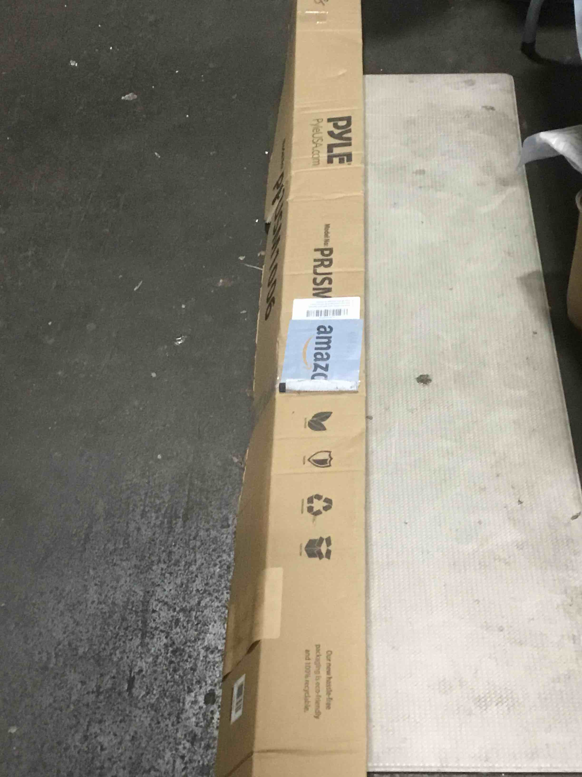 https://s3.amazonaws.com/lotting-images-prod/bidfta/PNK3625396_1747341241127.jpeg