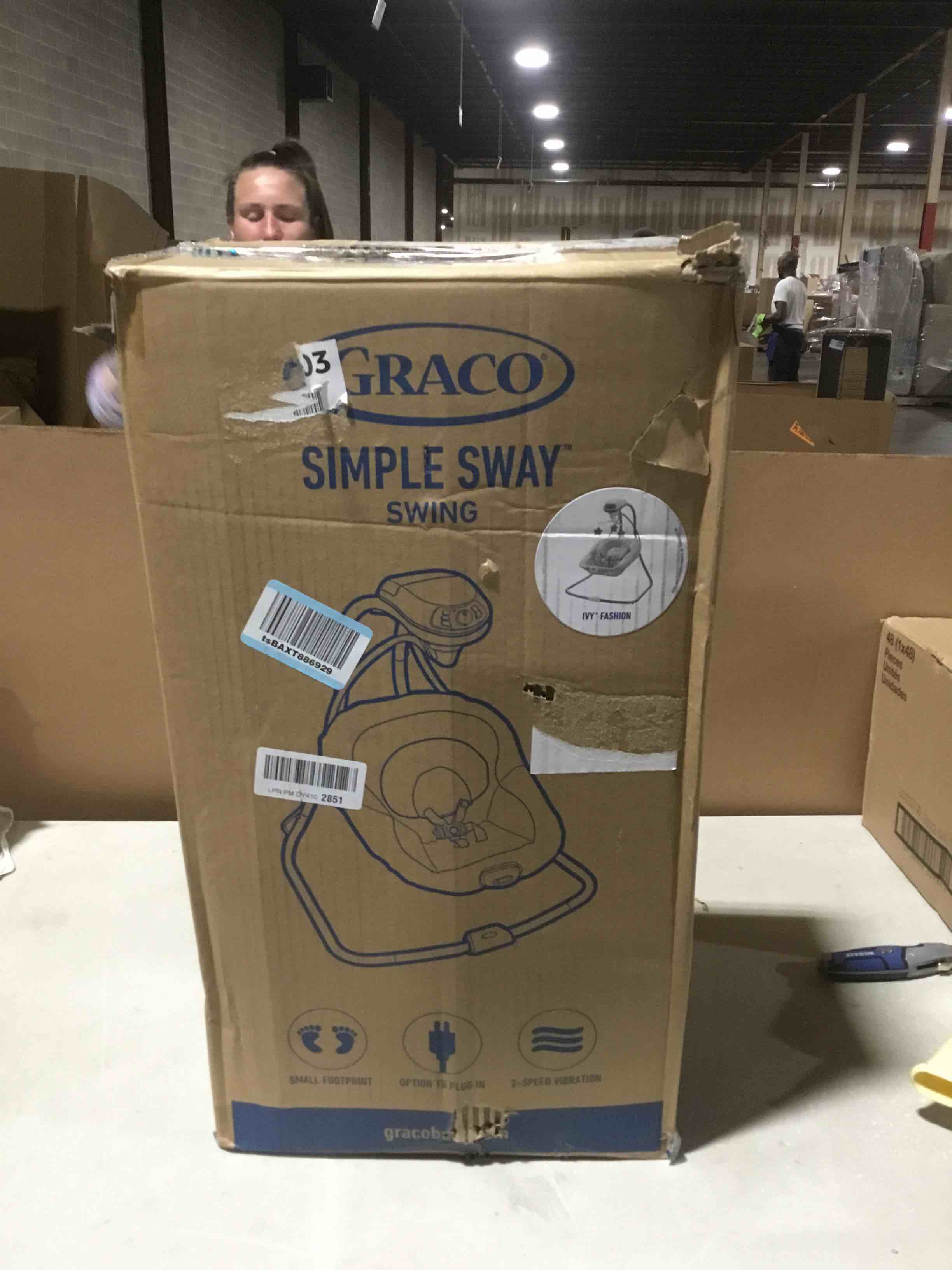 https://s3.amazonaws.com/lotting-images-prod/bidfta/PNK3626214_1747847467435.jpeg