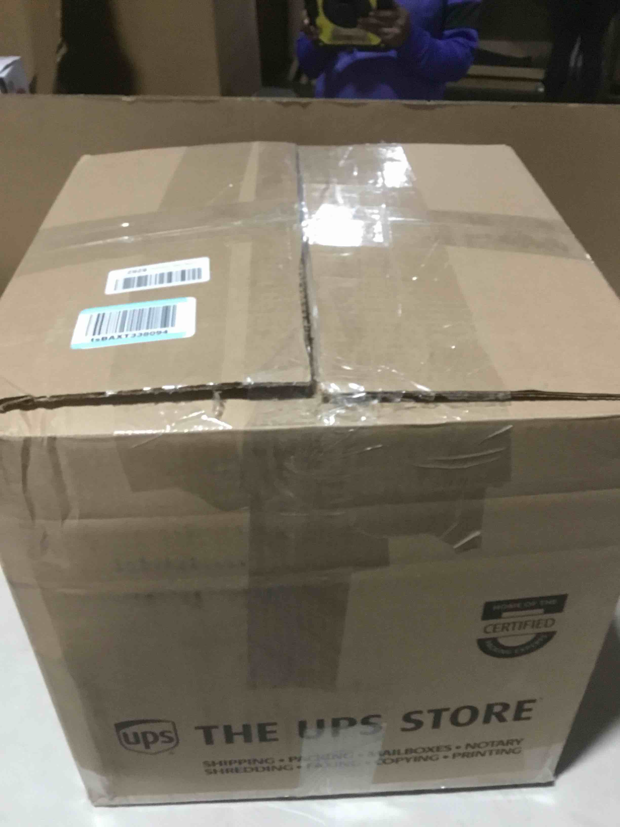 https://s3.amazonaws.com/lotting-images-prod/bidfta/PNK3627112_1748548187655.jpeg