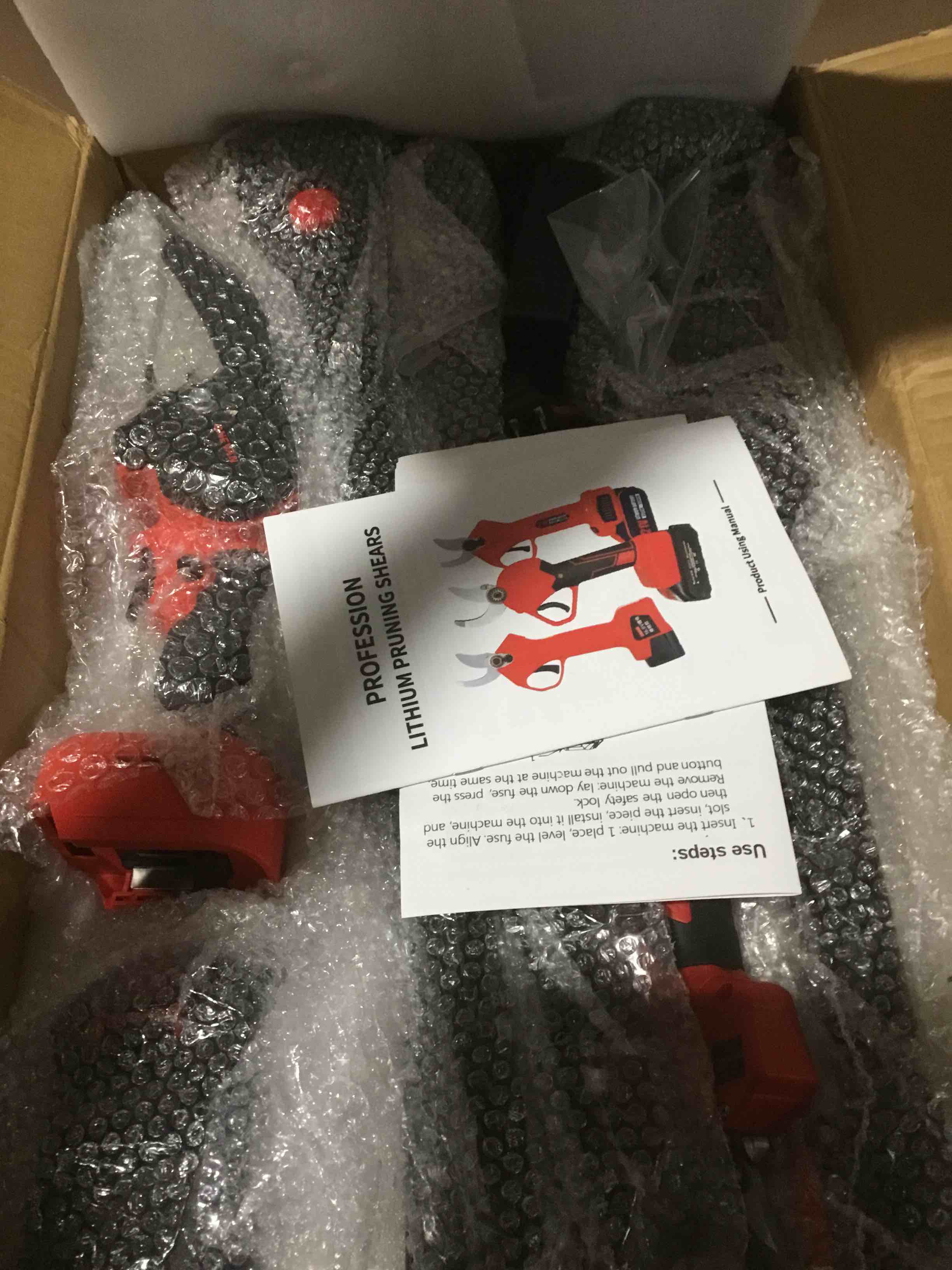 https://s3.amazonaws.com/lotting-images-prod/bidfta/PNK3627953_1749054958125.jpeg