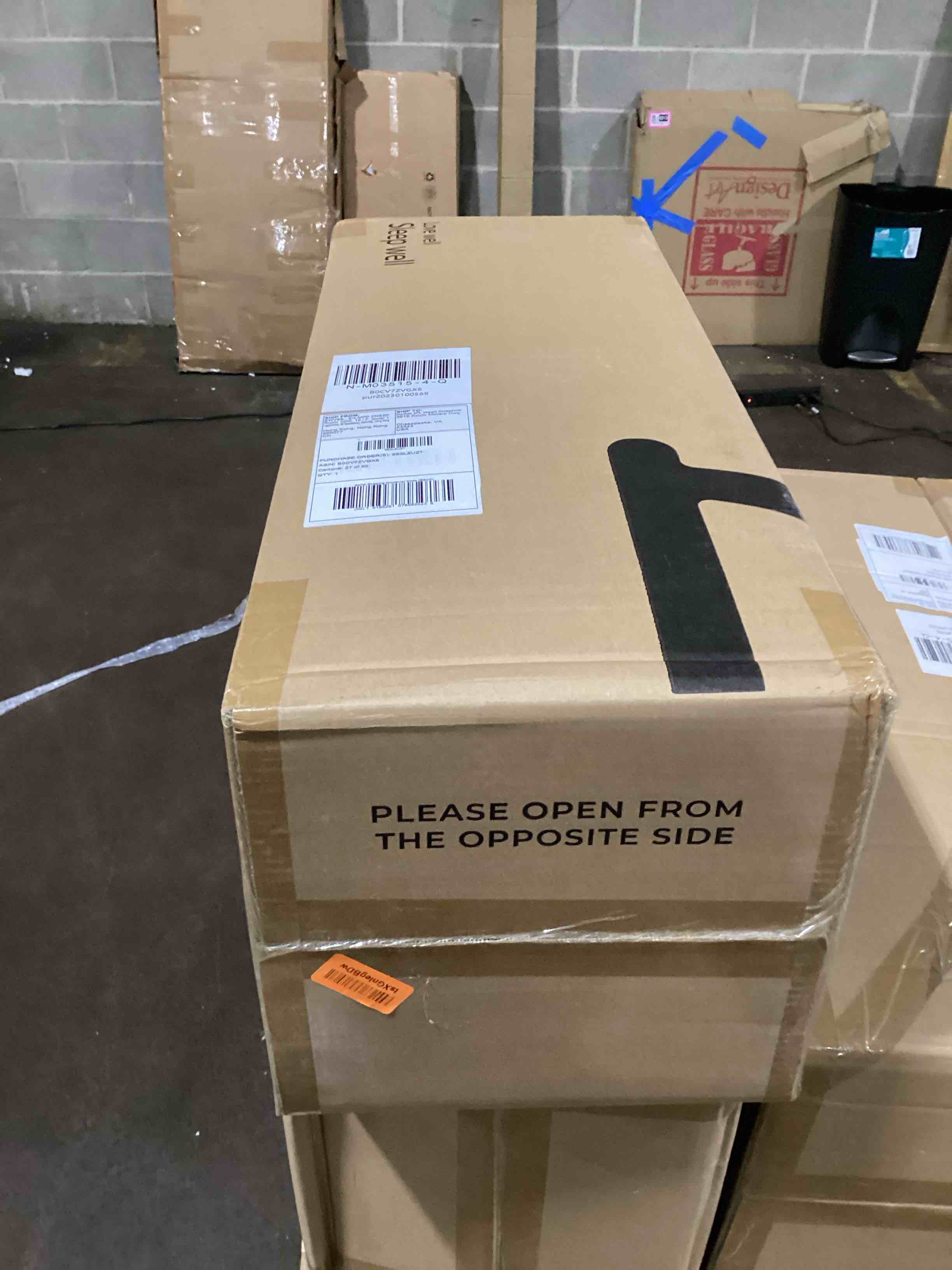https://s3.amazonaws.com/lotting-images-prod/bidfta/PNK3628574_1750681715759.jpeg
