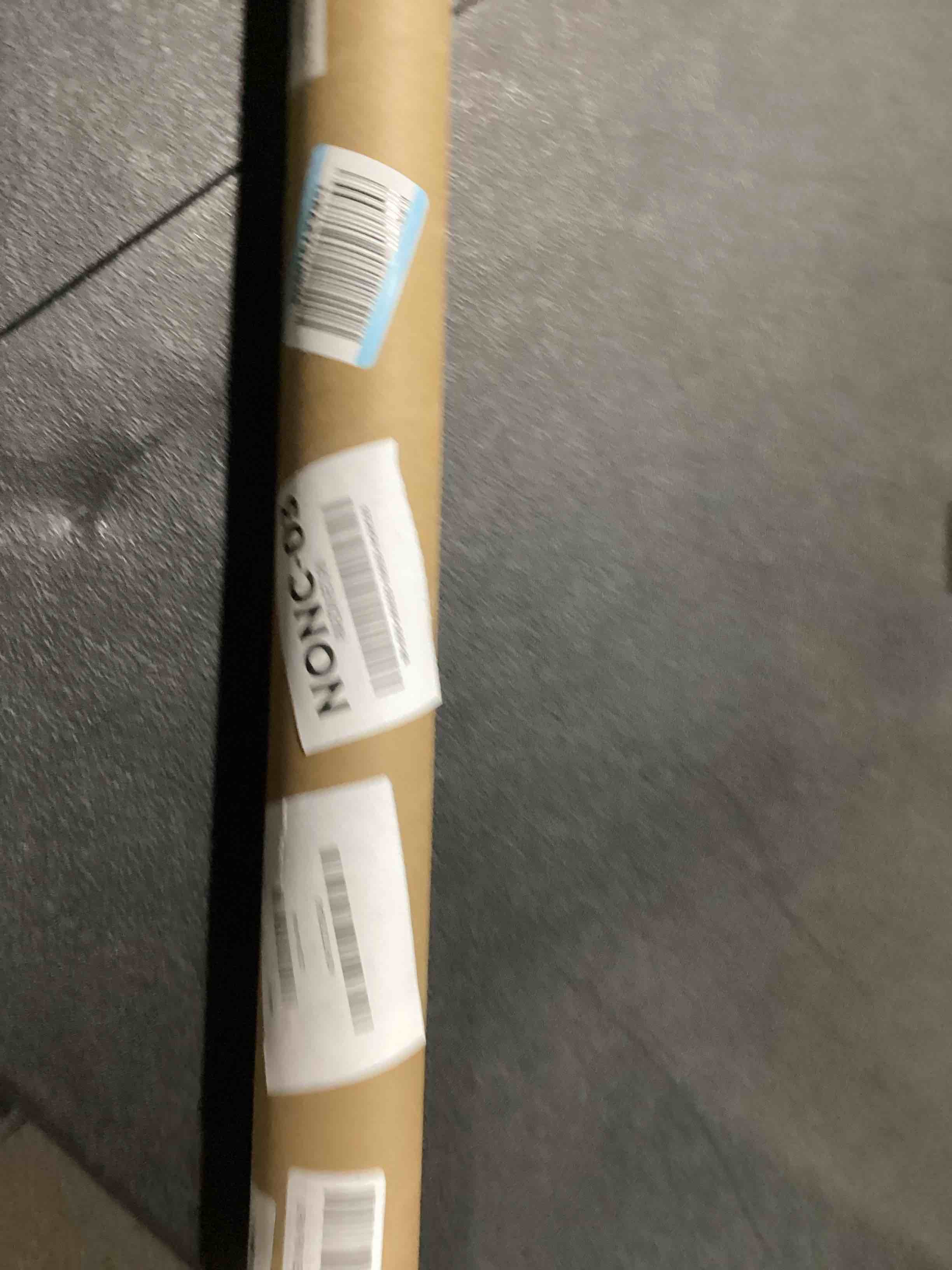 https://s3.amazonaws.com/lotting-images-prod/bidfta/PNK3628897_1750875193579.jpeg