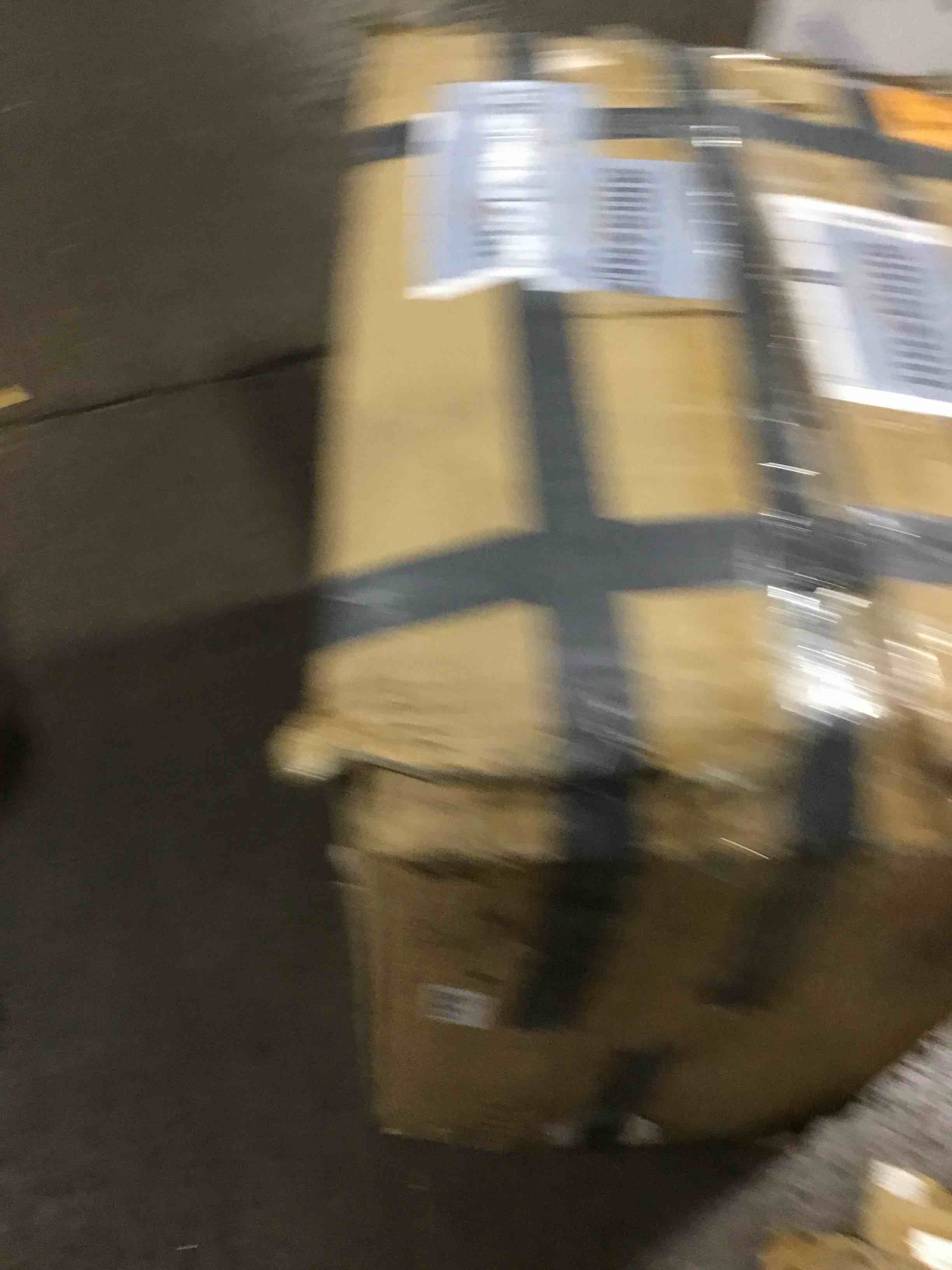 https://s3.amazonaws.com/lotting-images-prod/bidfta/PNK3628913_1751282282540.jpeg
