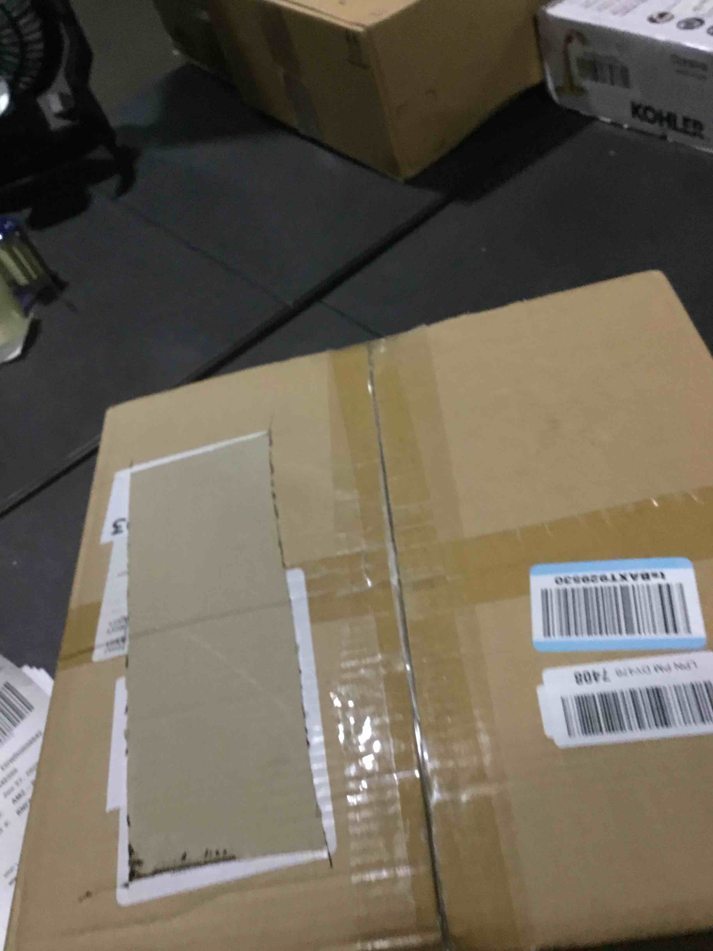 https://s3.amazonaws.com/lotting-images-prod/bidfta/PNK3628923_1751285152494.jpeg