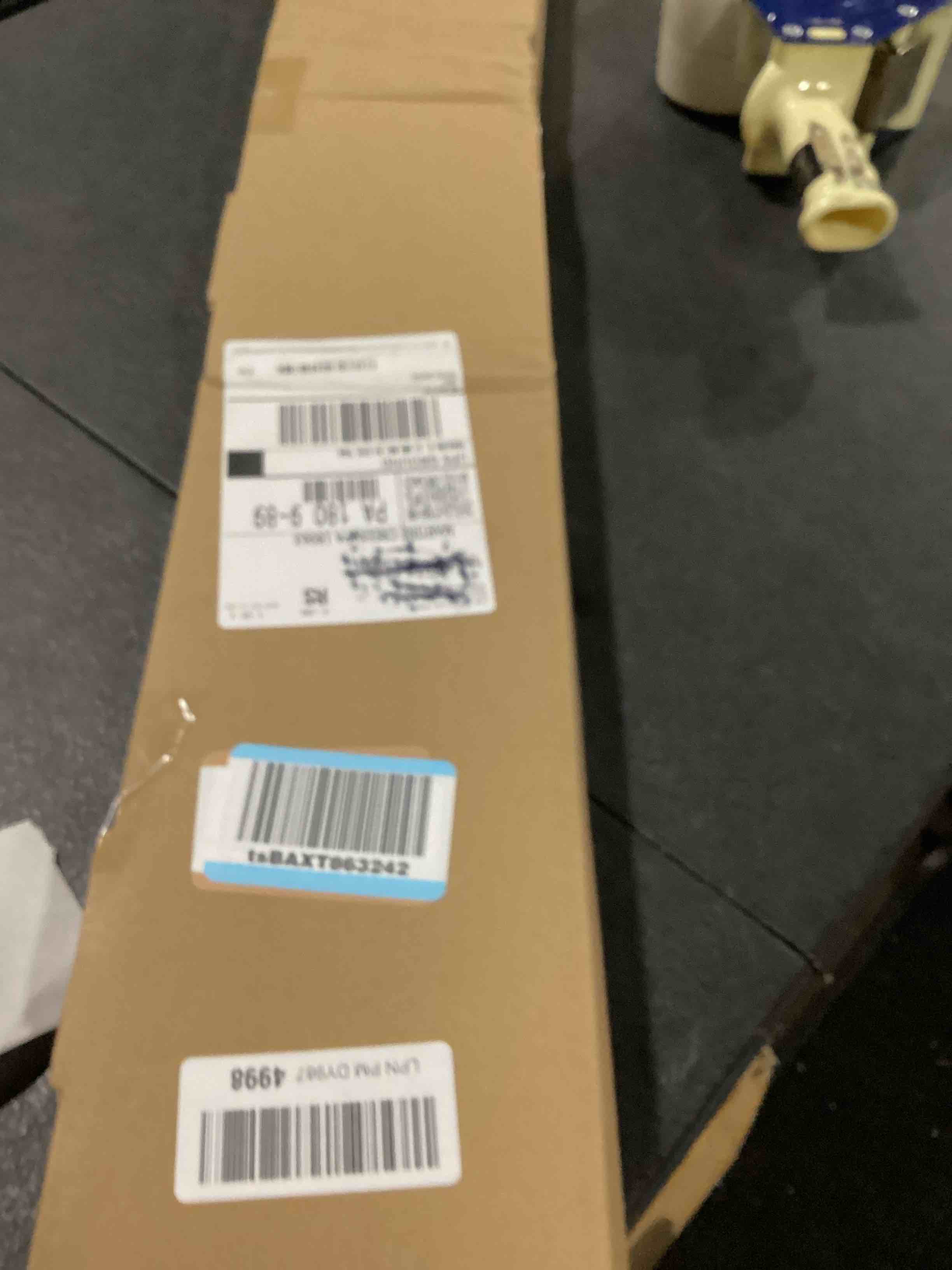 https://s3.amazonaws.com/lotting-images-prod/bidfta/PNK3629151_1751397192996.jpeg