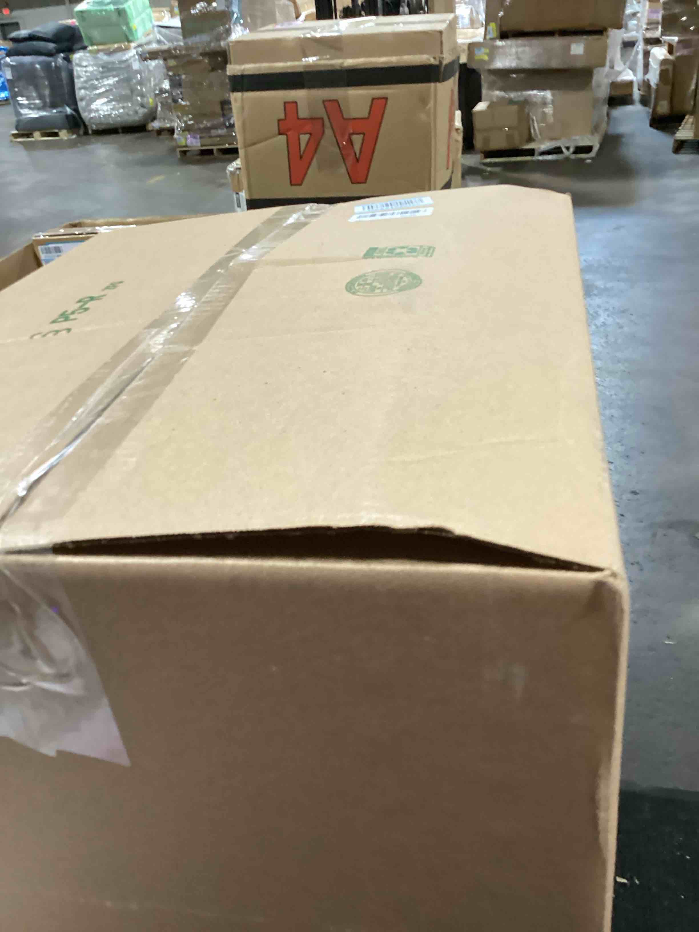 https://s3.amazonaws.com/lotting-images-prod/bidfta/PNK3629200_1751464664037.jpeg