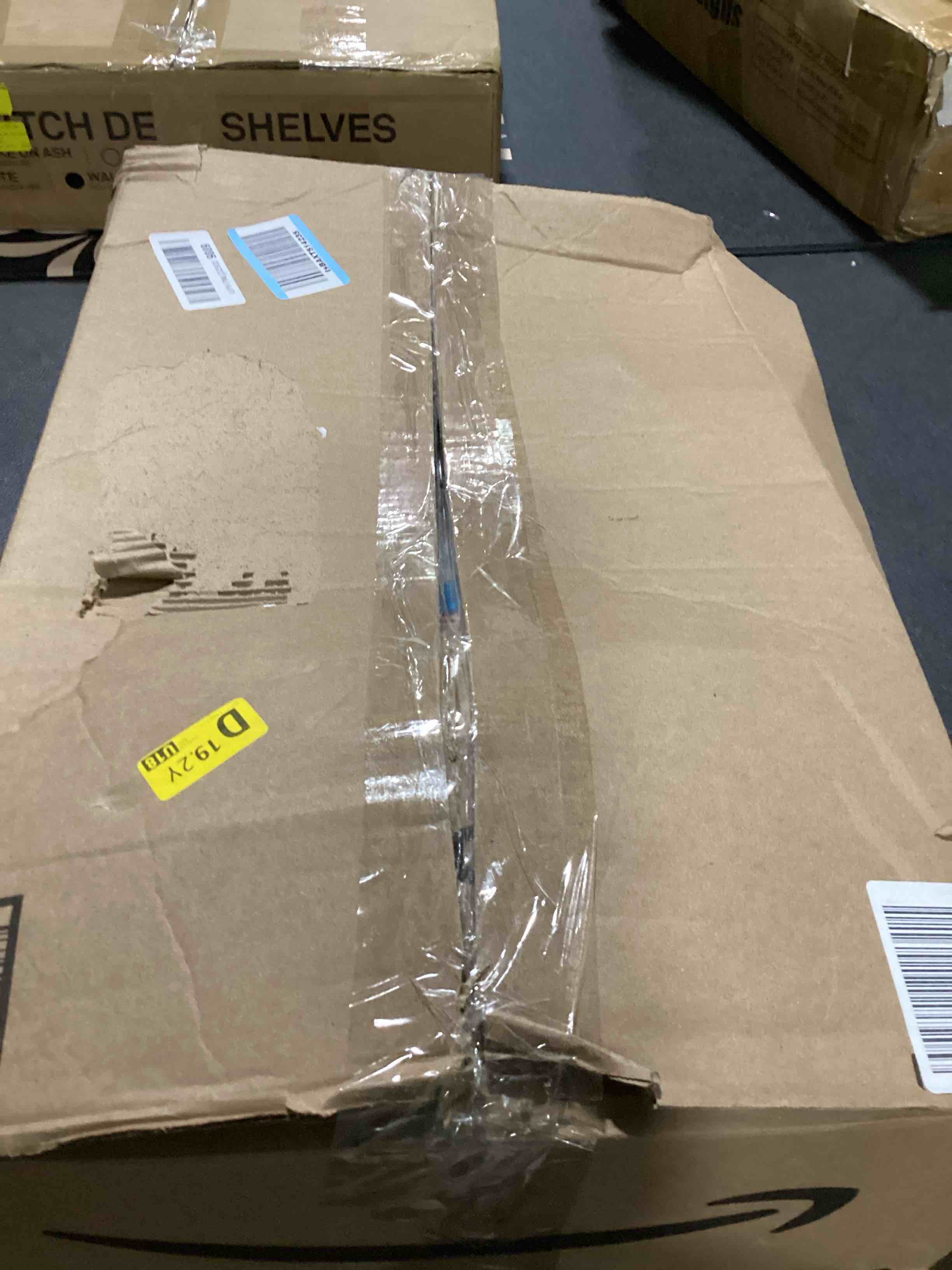 https://s3.amazonaws.com/lotting-images-prod/bidfta/PNK3629260_1751542643833.jpeg