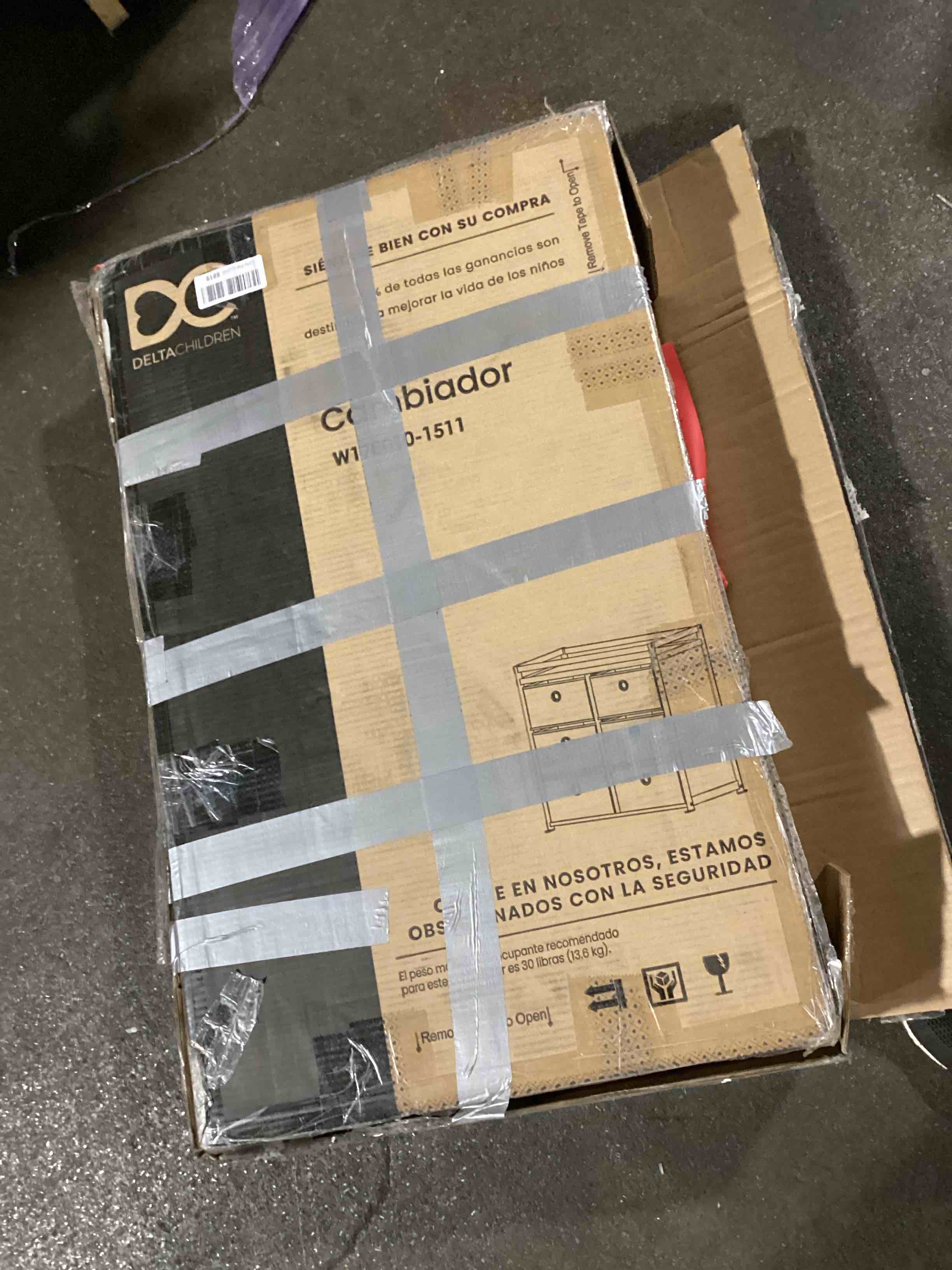 https://s3.amazonaws.com/lotting-images-prod/bidfta/PNK3631081_1749133757205.jpeg
