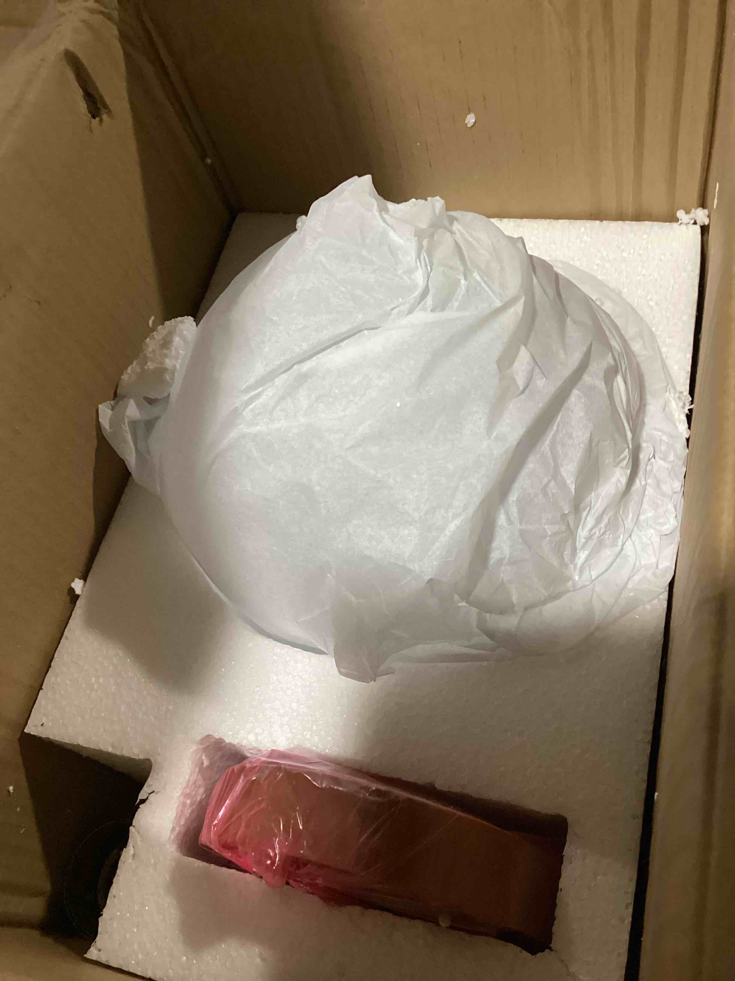https://s3.amazonaws.com/lotting-images-prod/bidfta/PNK3631670_1750339303227.jpeg