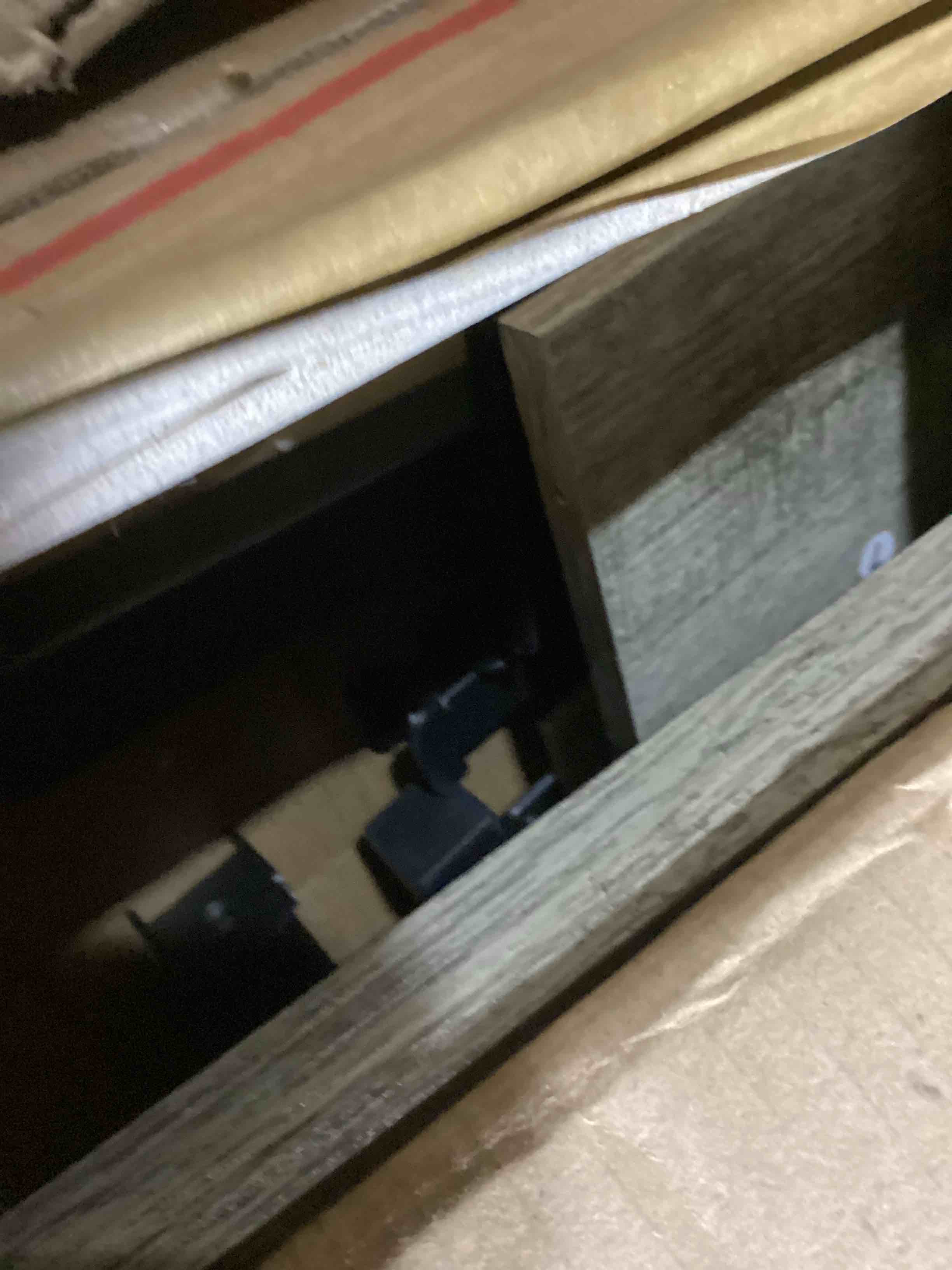 https://s3.amazonaws.com/lotting-images-prod/bidfta/PNK3631693_1750344713046.jpeg