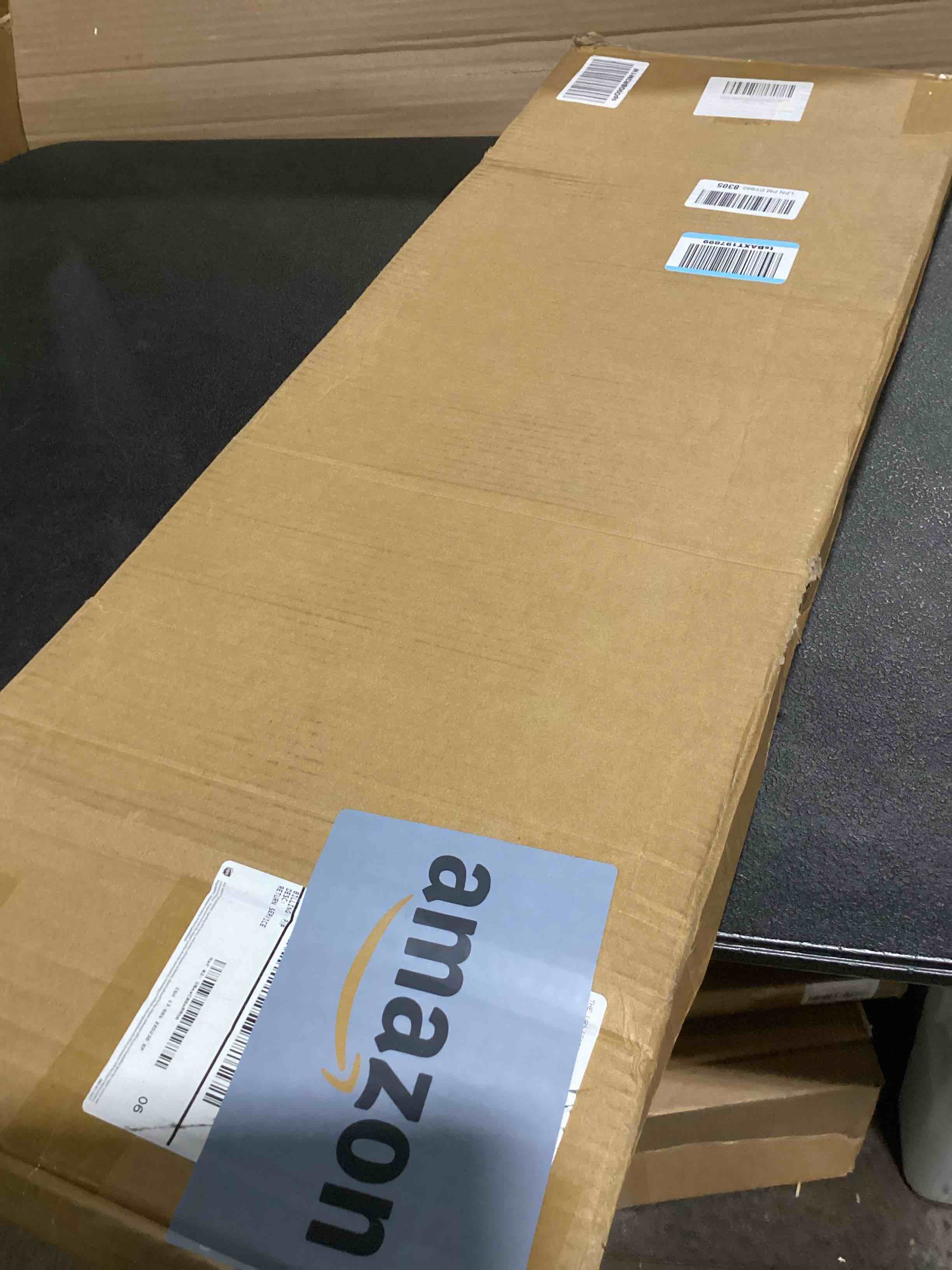 https://s3.amazonaws.com/lotting-images-prod/bidfta/PNK3632069_1750695638561.jpeg