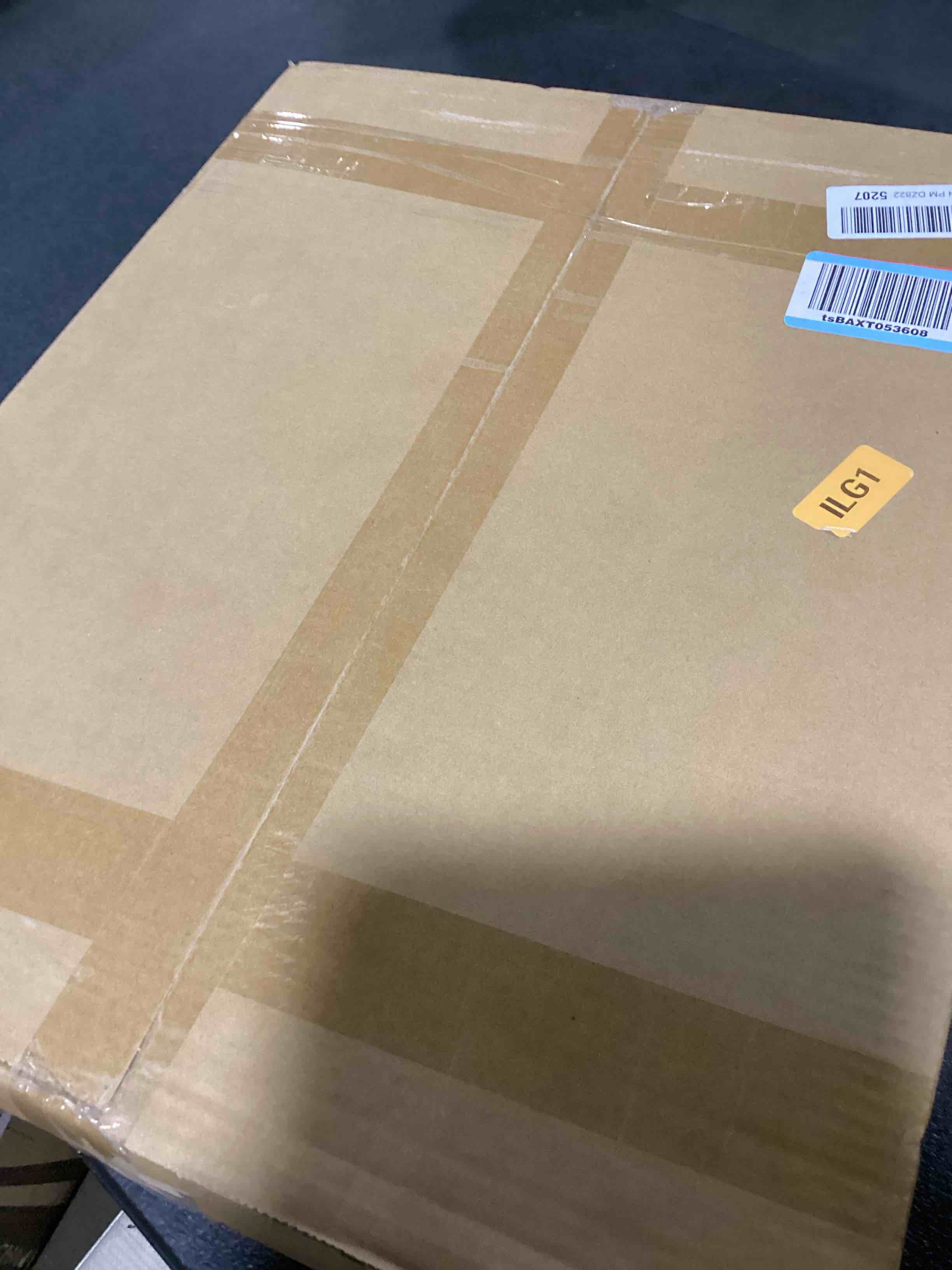 https://s3.amazonaws.com/lotting-images-prod/bidfta/PNK3632193_1750779647073.jpeg
