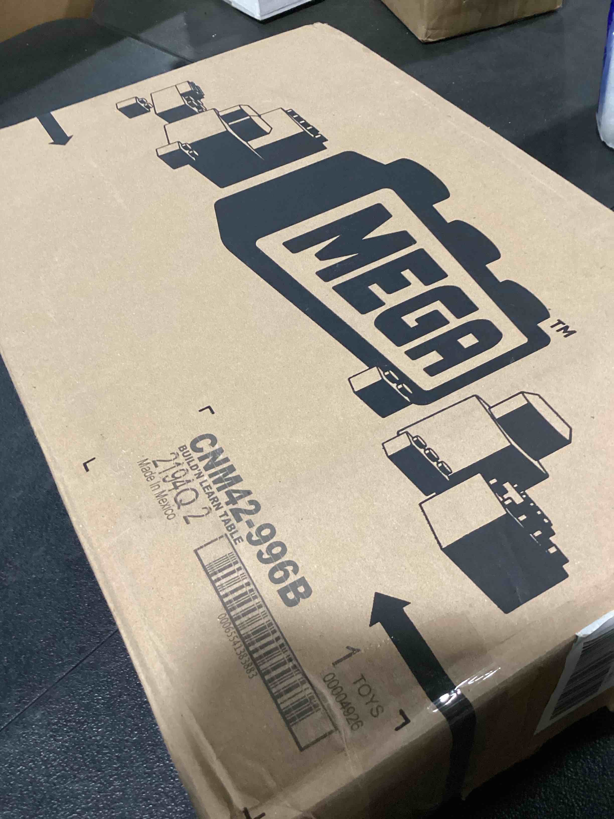 https://s3.amazonaws.com/lotting-images-prod/bidfta/PNK3632215_1750782003058.jpeg