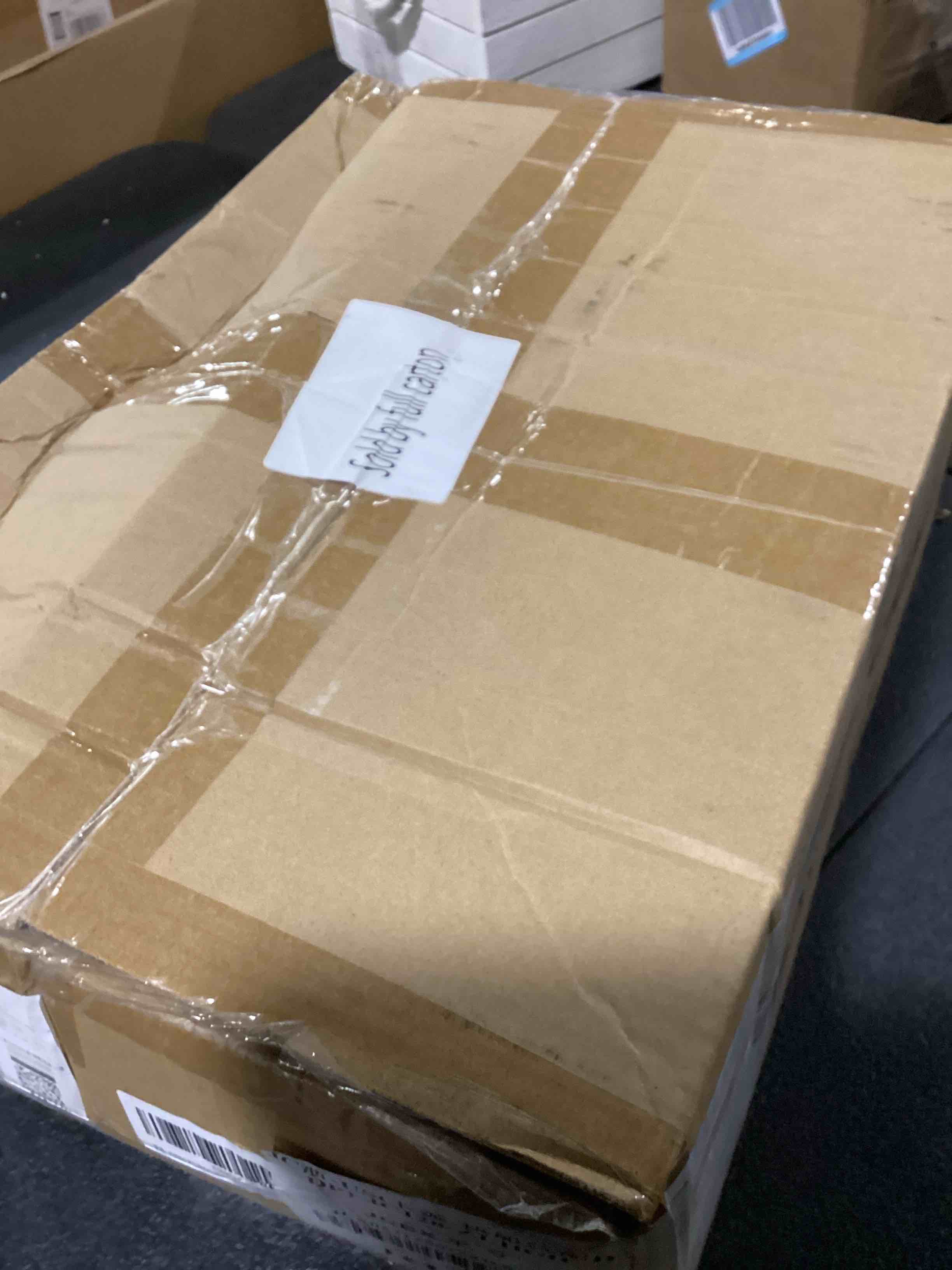 https://s3.amazonaws.com/lotting-images-prod/bidfta/PNK3632273_1750790868042.jpeg