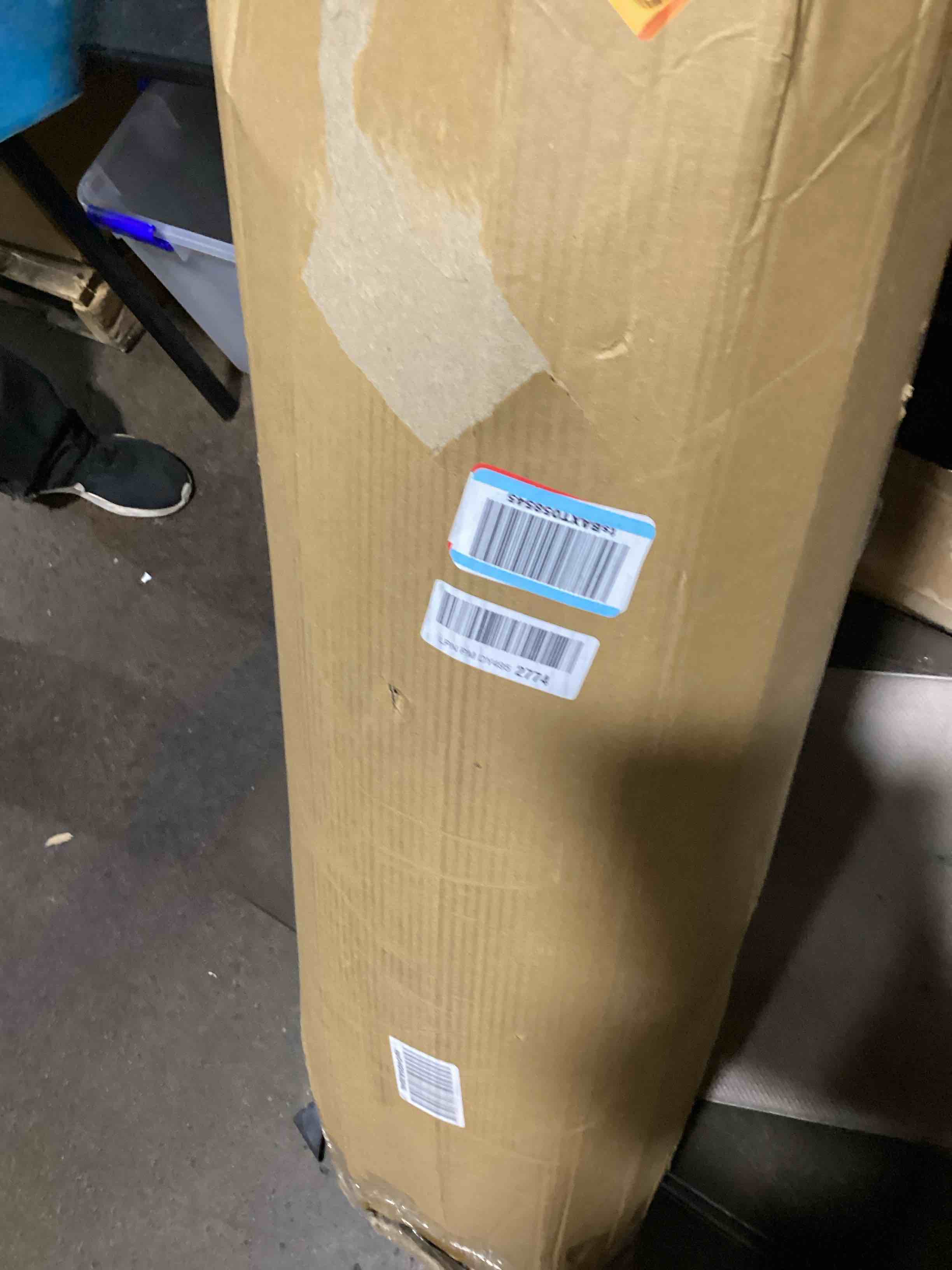 https://s3.amazonaws.com/lotting-images-prod/bidfta/PNK3632563_1751286148052.jpeg