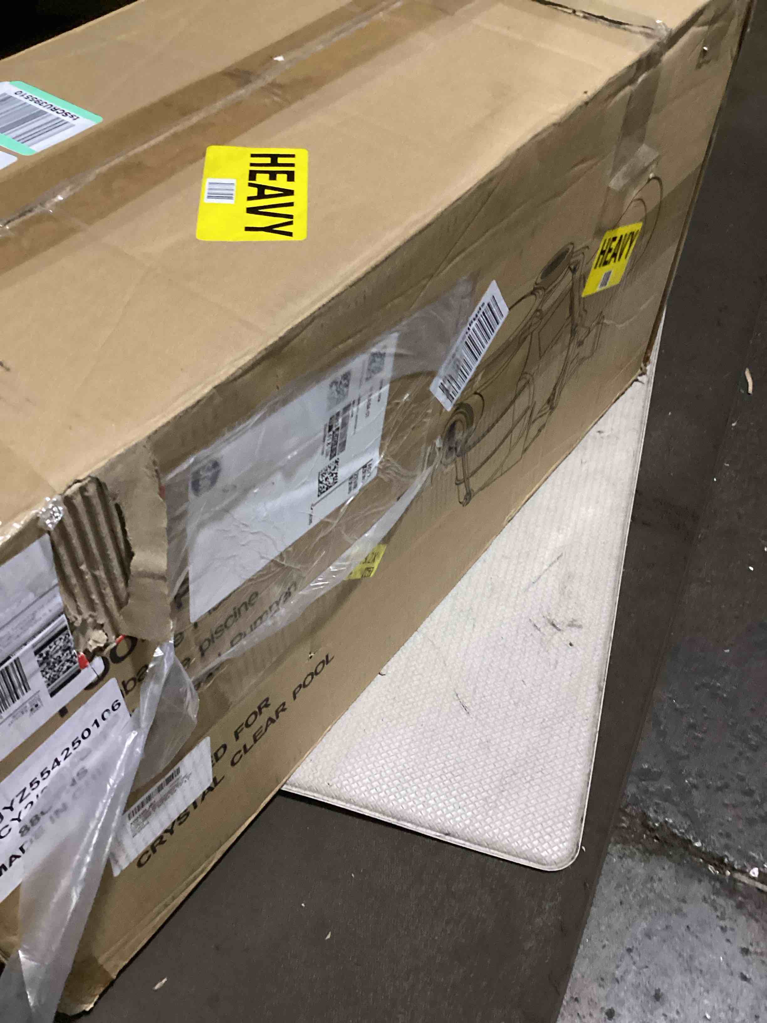 https://s3.amazonaws.com/lotting-images-prod/bidfta/PNK3633221_1751974445302.jpeg