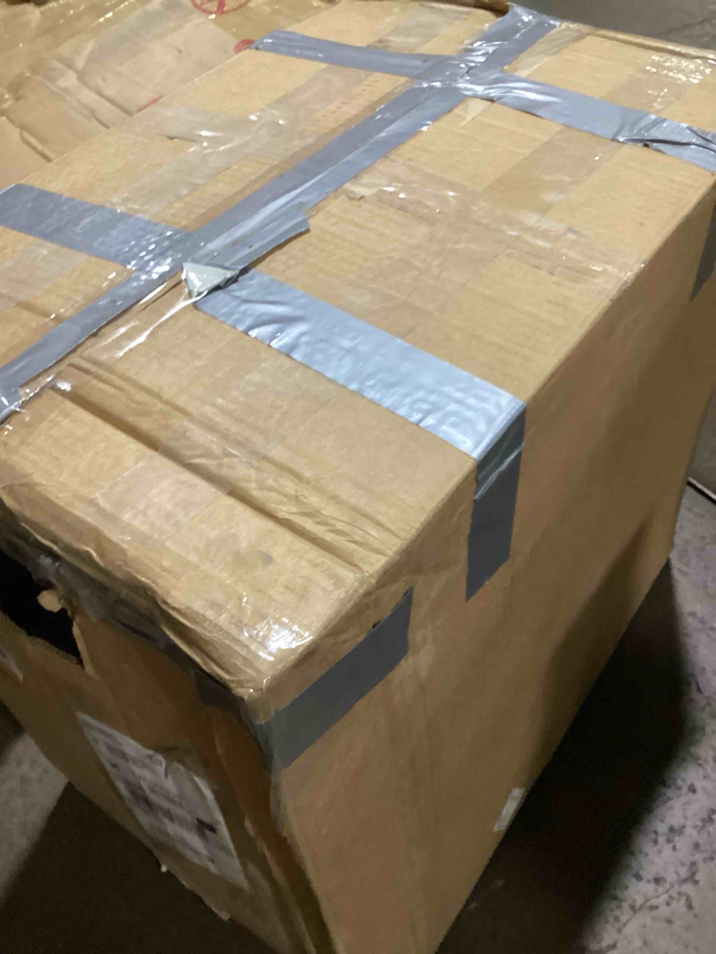 https://s3.amazonaws.com/lotting-images-prod/bidfta/PNK3633307_1751997568475.jpeg