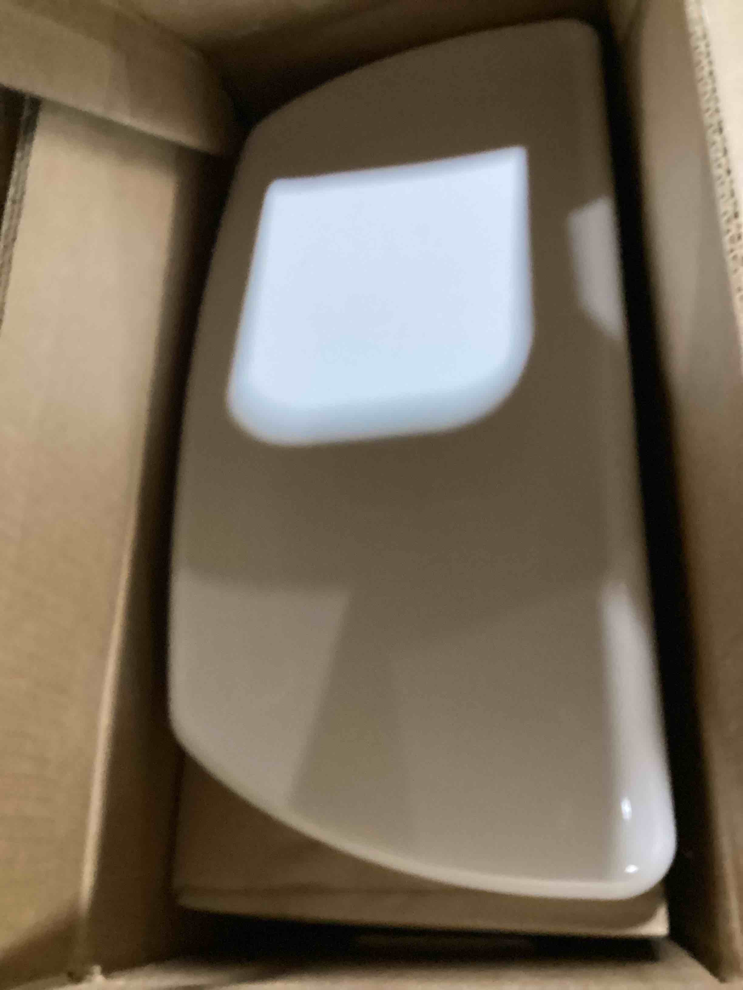 https://s3.amazonaws.com/lotting-images-prod/bidfta/PNK3633307_1751997629863.jpeg