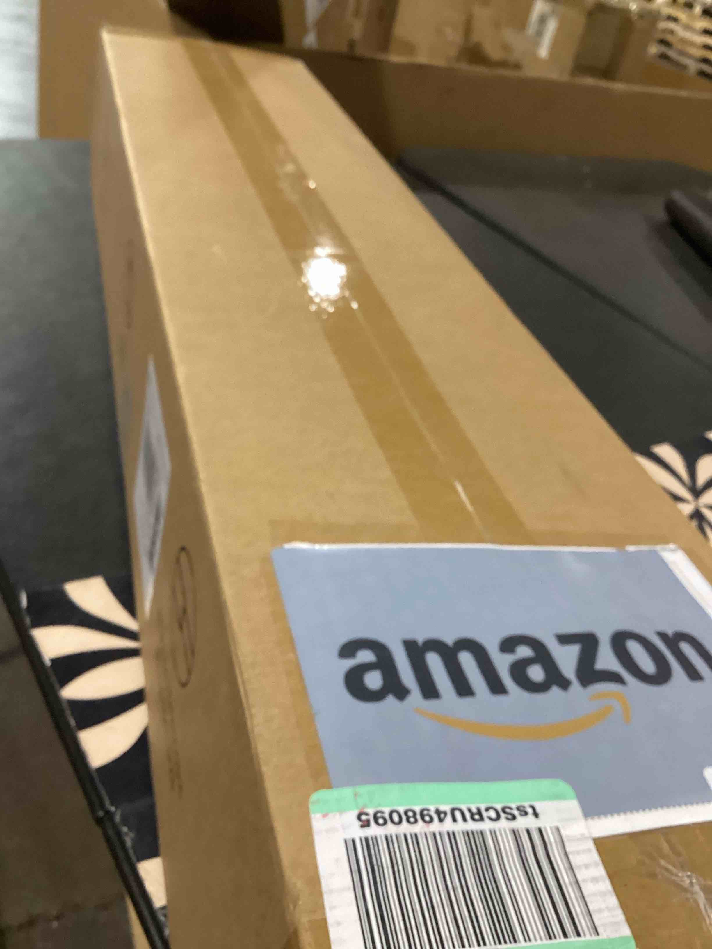 https://s3.amazonaws.com/lotting-images-prod/bidfta/PNK3633722_1752257385044.jpeg