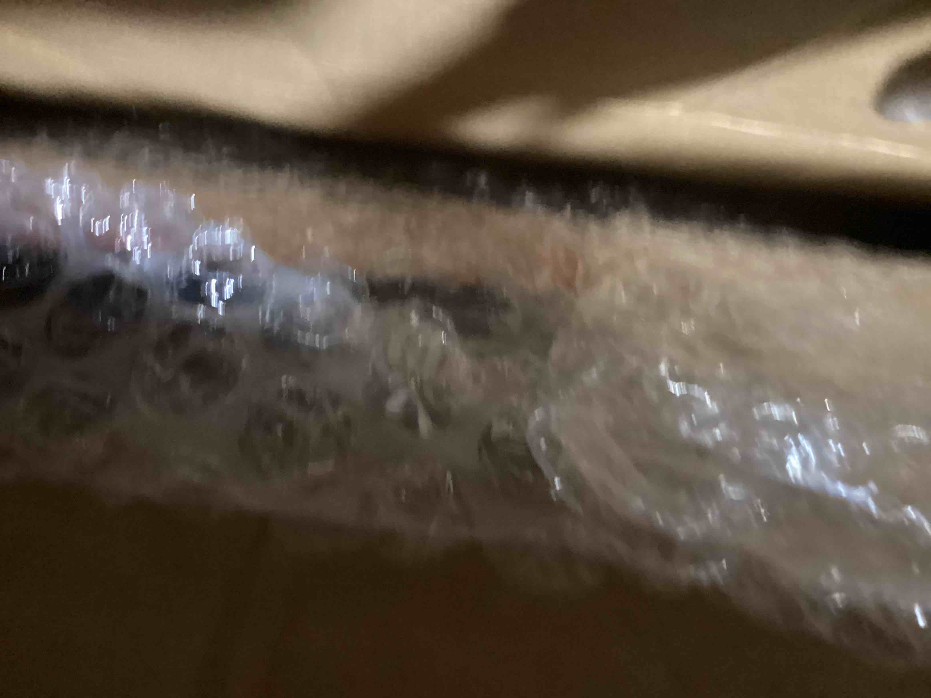 https://s3.amazonaws.com/lotting-images-prod/bidfta/PNK3634439_1753382622189.jpeg