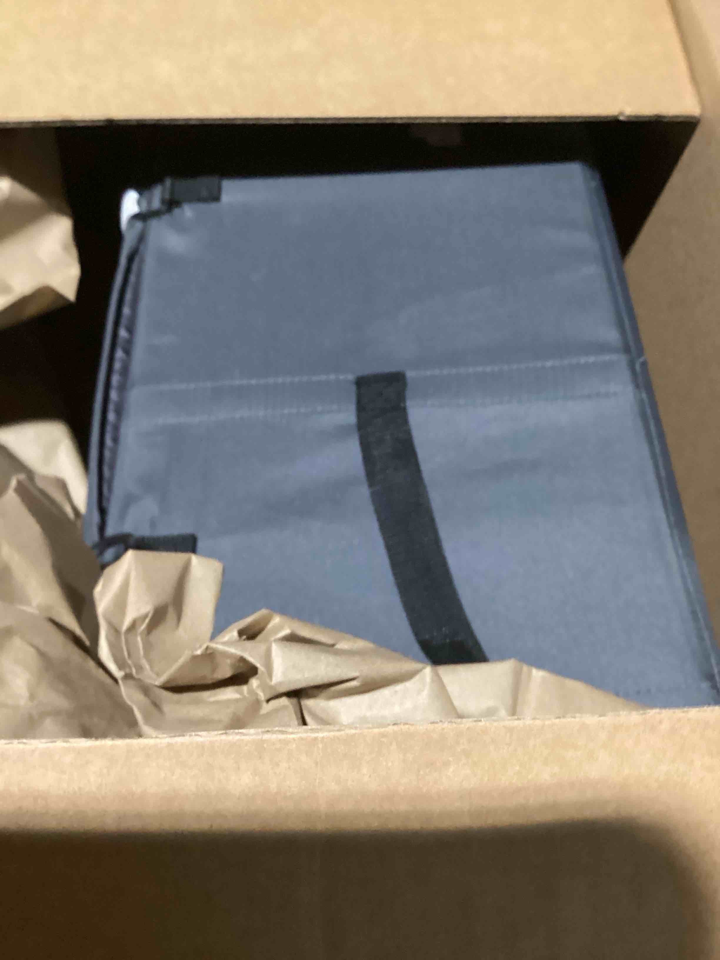 https://s3.amazonaws.com/lotting-images-prod/bidfta/PNK3634972_1753991220690.jpeg
