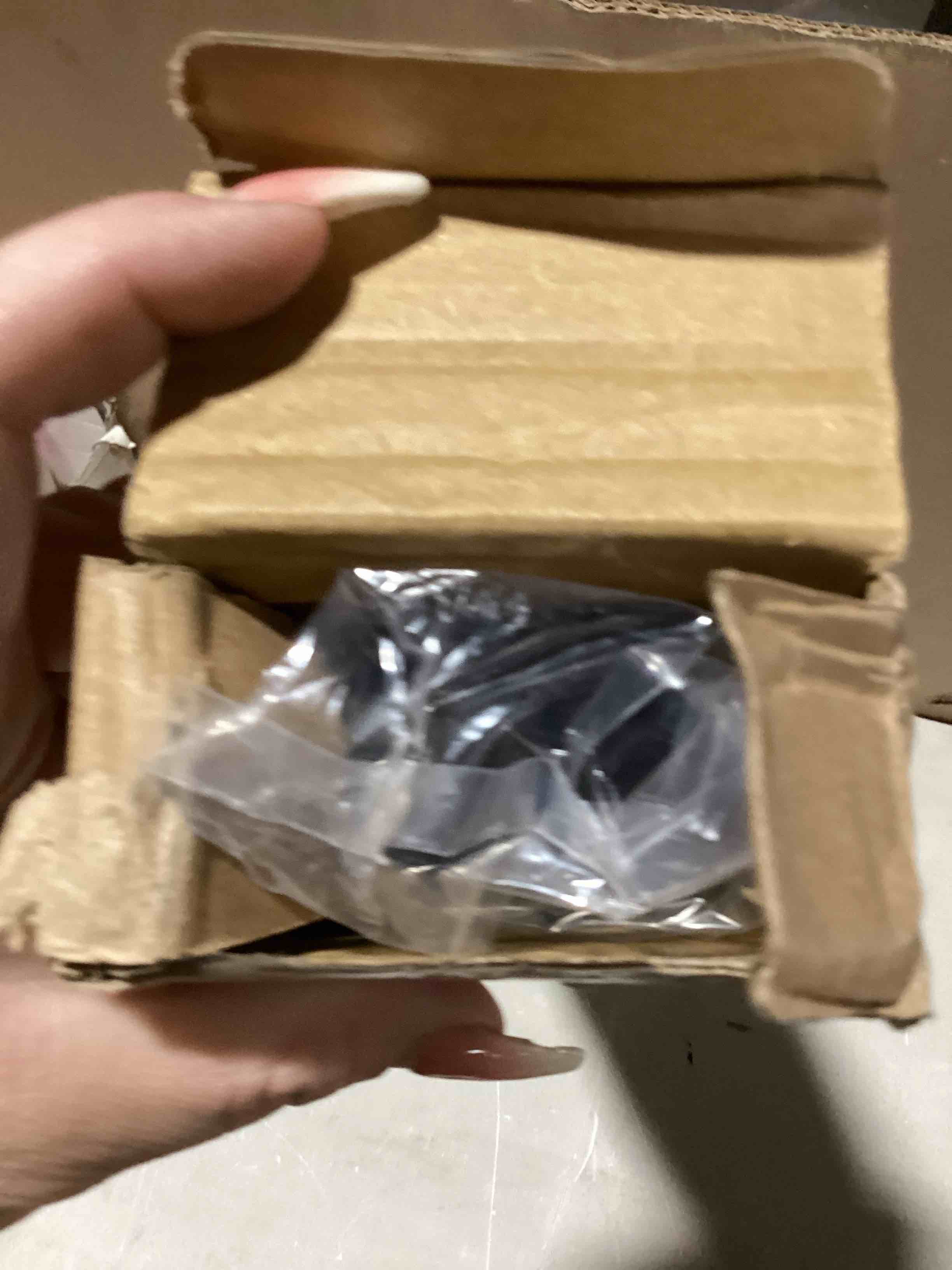 https://s3.amazonaws.com/lotting-images-prod/bidfta/PNK3635113_1754056456366.jpeg