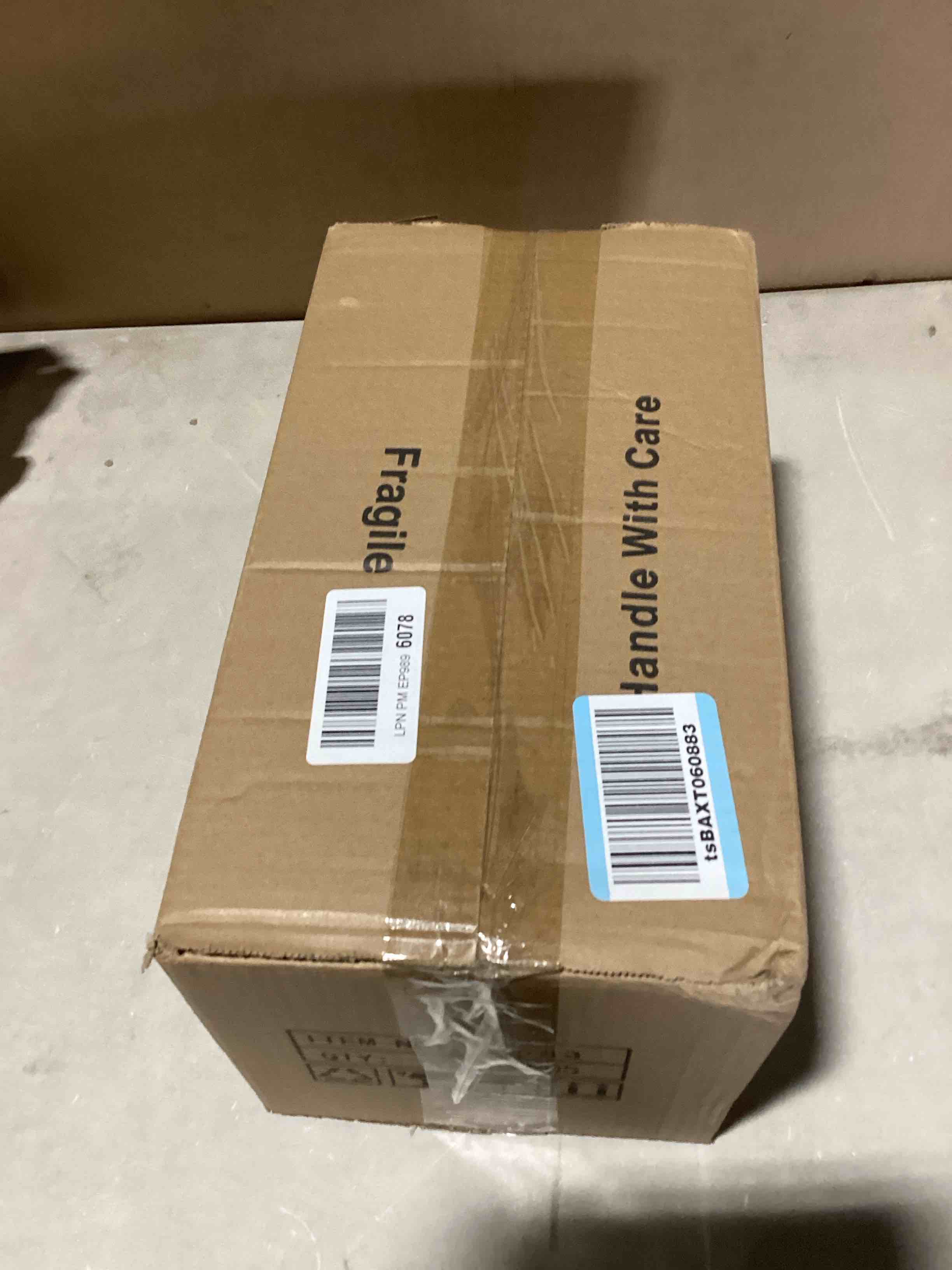 https://s3.amazonaws.com/lotting-images-prod/bidfta/PNK3635528_1754582631307.jpeg