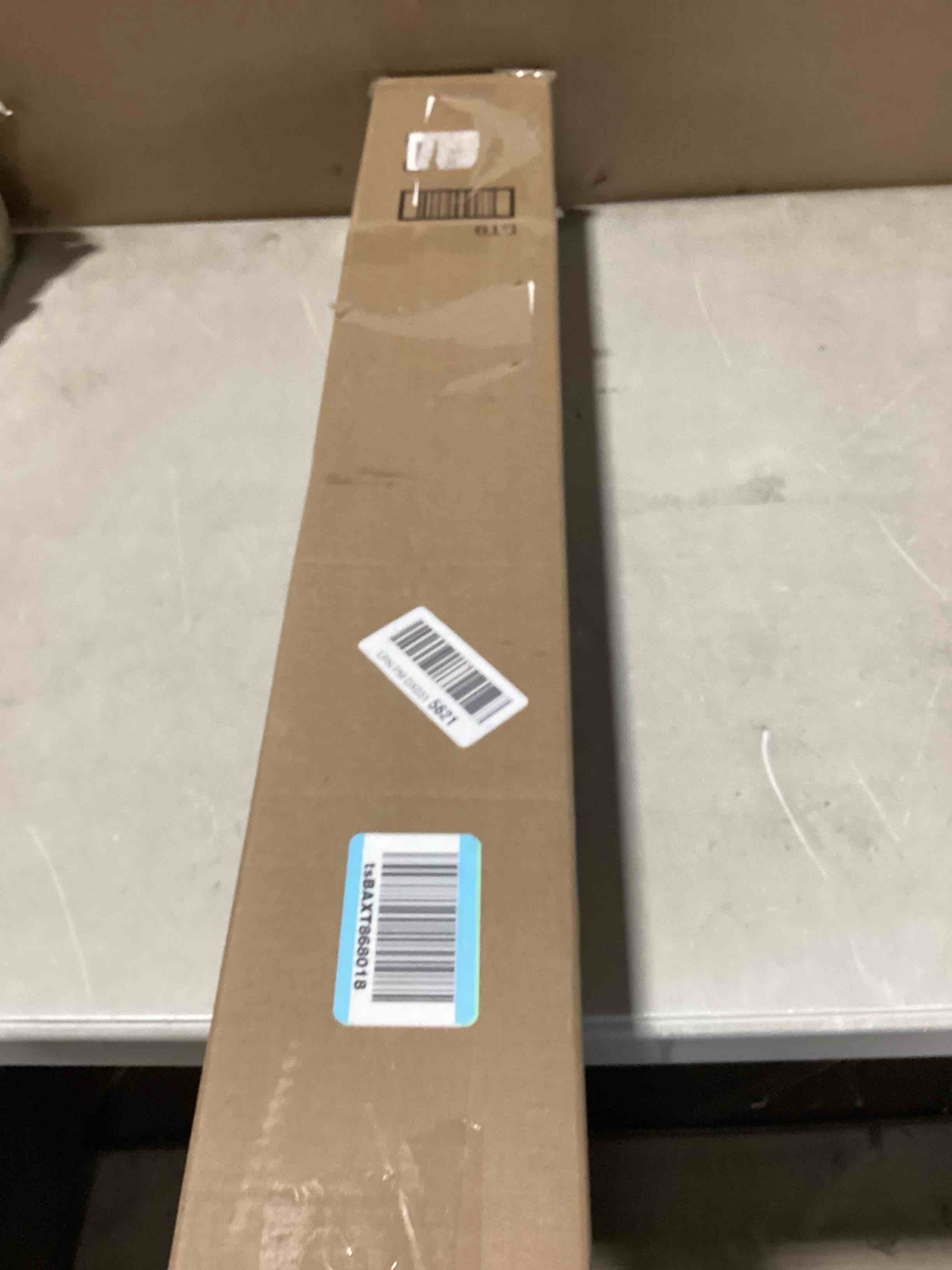 https://s3.amazonaws.com/lotting-images-prod/bidfta/PNK3635546_1754584932626.jpeg