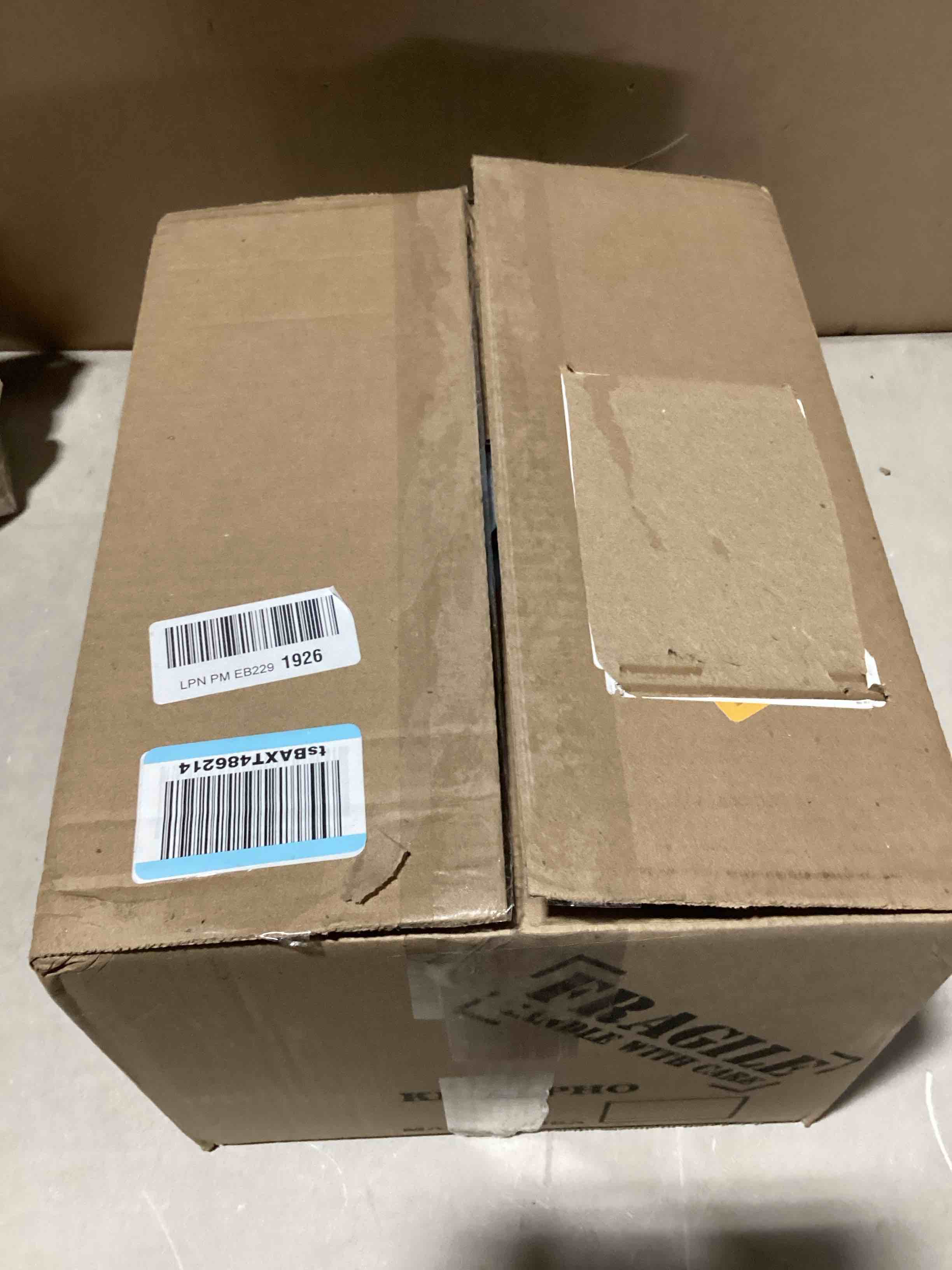 https://s3.amazonaws.com/lotting-images-prod/bidfta/PNK3635557_1754585740958.jpeg