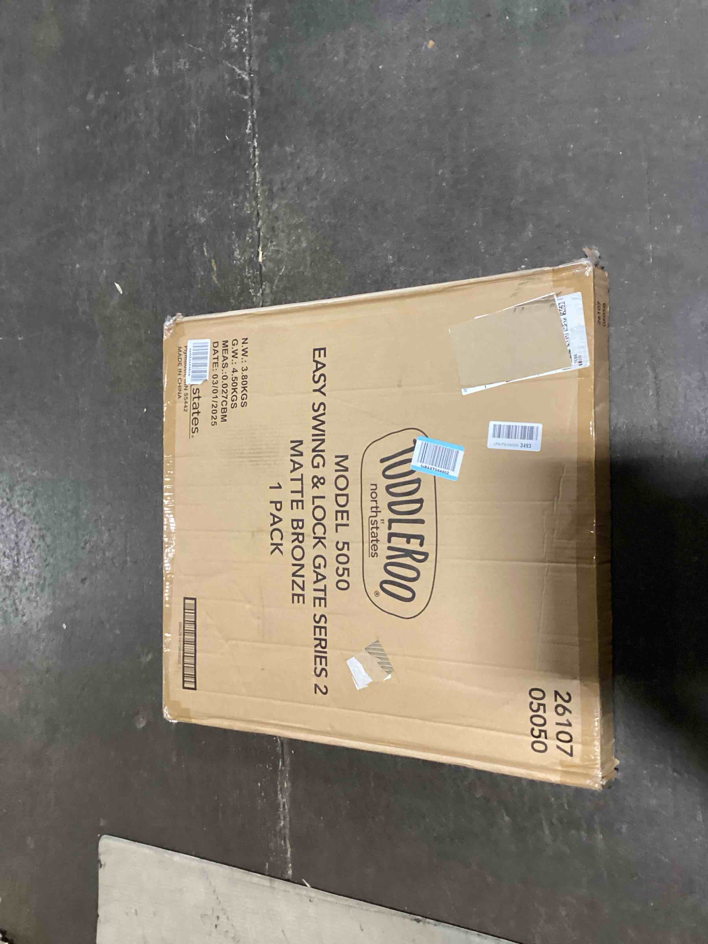 https://s3.amazonaws.com/lotting-images-prod/bidfta/PNK3635788_1754916013532.jpeg