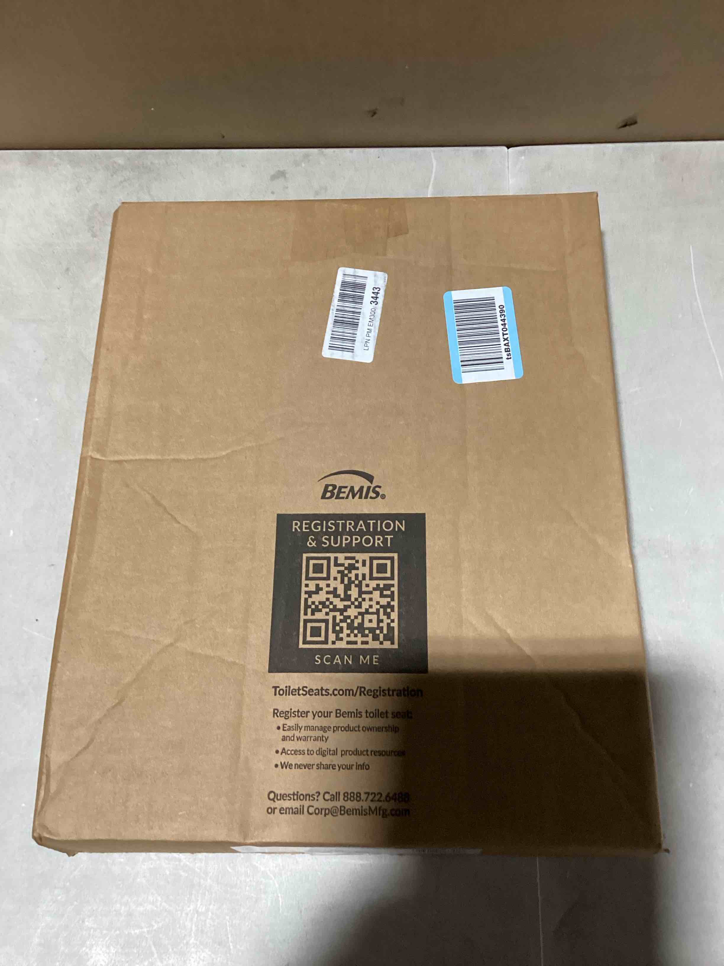 https://s3.amazonaws.com/lotting-images-prod/bidfta/PNK3635795_1754919903243.jpeg