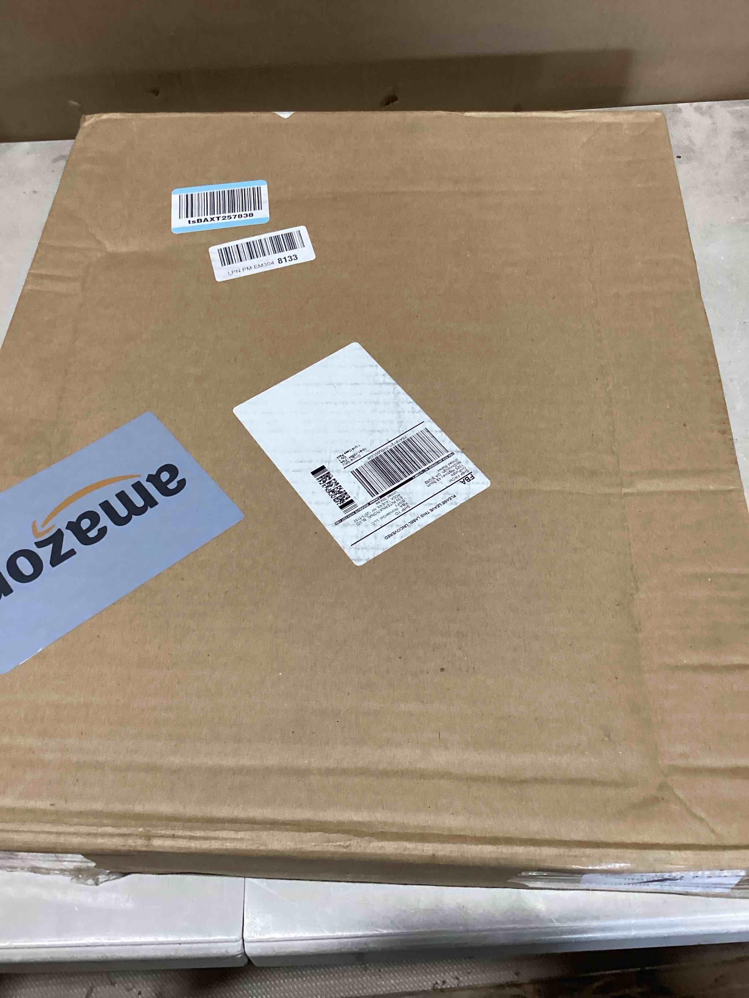 https://s3.amazonaws.com/lotting-images-prod/bidfta/PNK3636050_1755108235573.jpeg