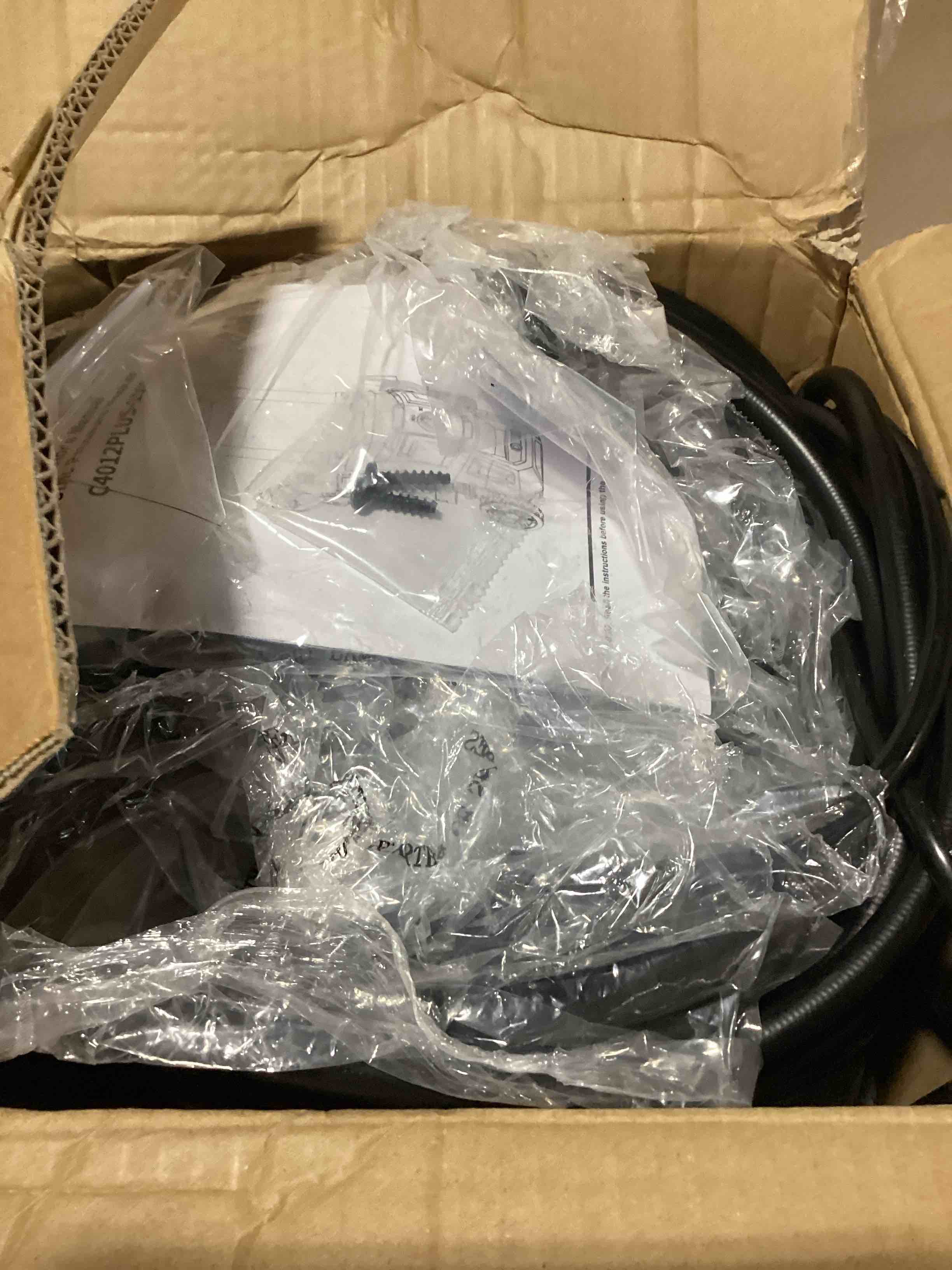 https://s3.amazonaws.com/lotting-images-prod/bidfta/PNK3636055_1755109071152.jpeg
