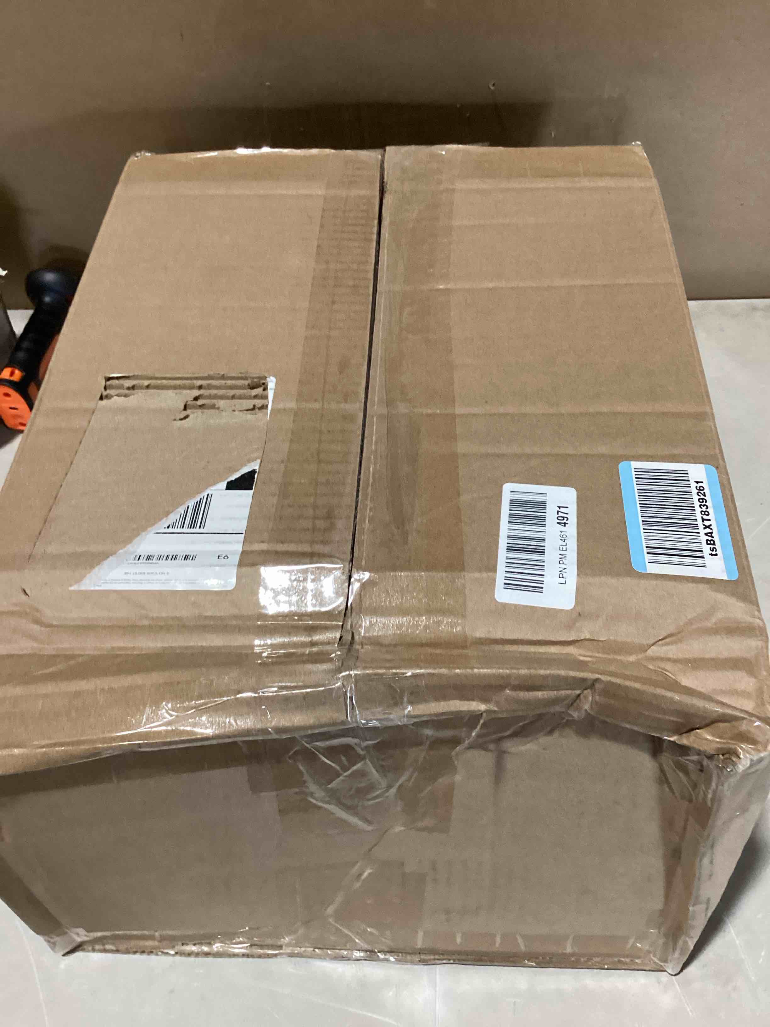 https://s3.amazonaws.com/lotting-images-prod/bidfta/PNK3636059_1755109318716.jpeg