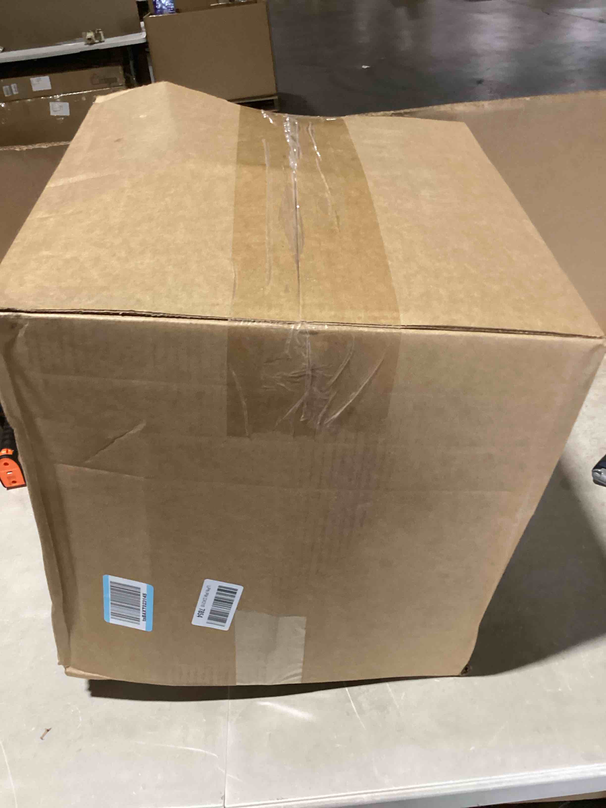https://s3.amazonaws.com/lotting-images-prod/bidfta/PNK3636068_1755110301214.jpeg