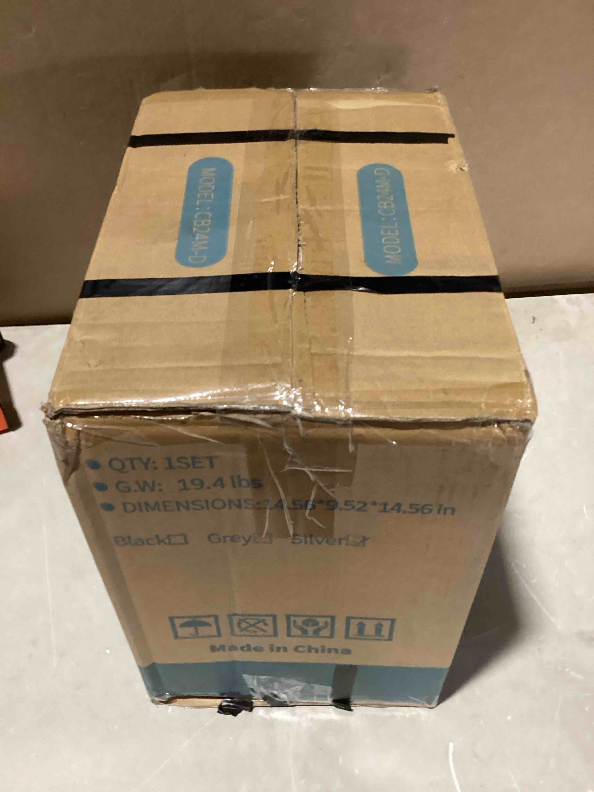 https://s3.amazonaws.com/lotting-images-prod/bidfta/PNK3636075_1755110740612.jpeg