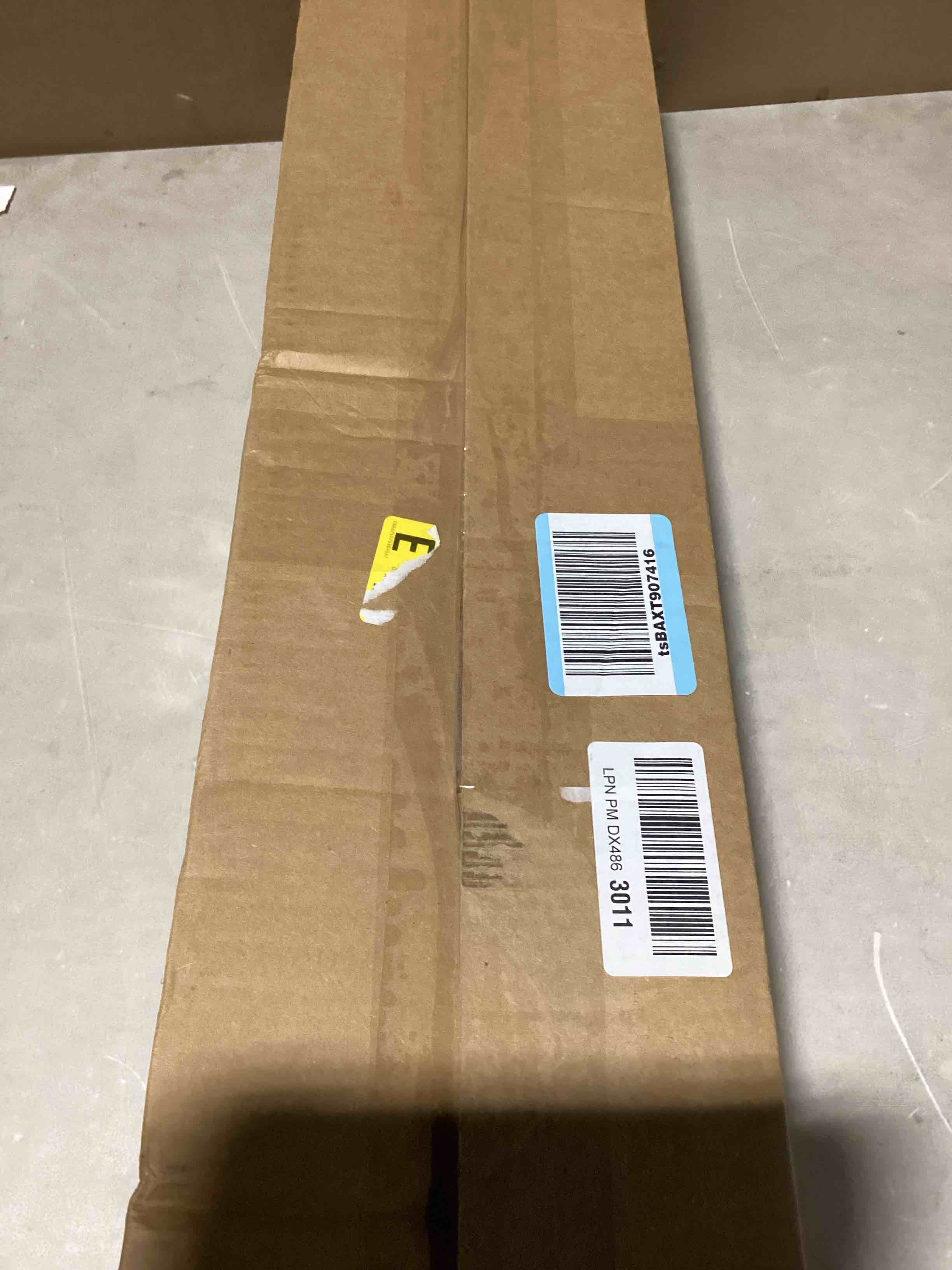 https://s3.amazonaws.com/lotting-images-prod/bidfta/PNK3636398_1755689169758.jpeg