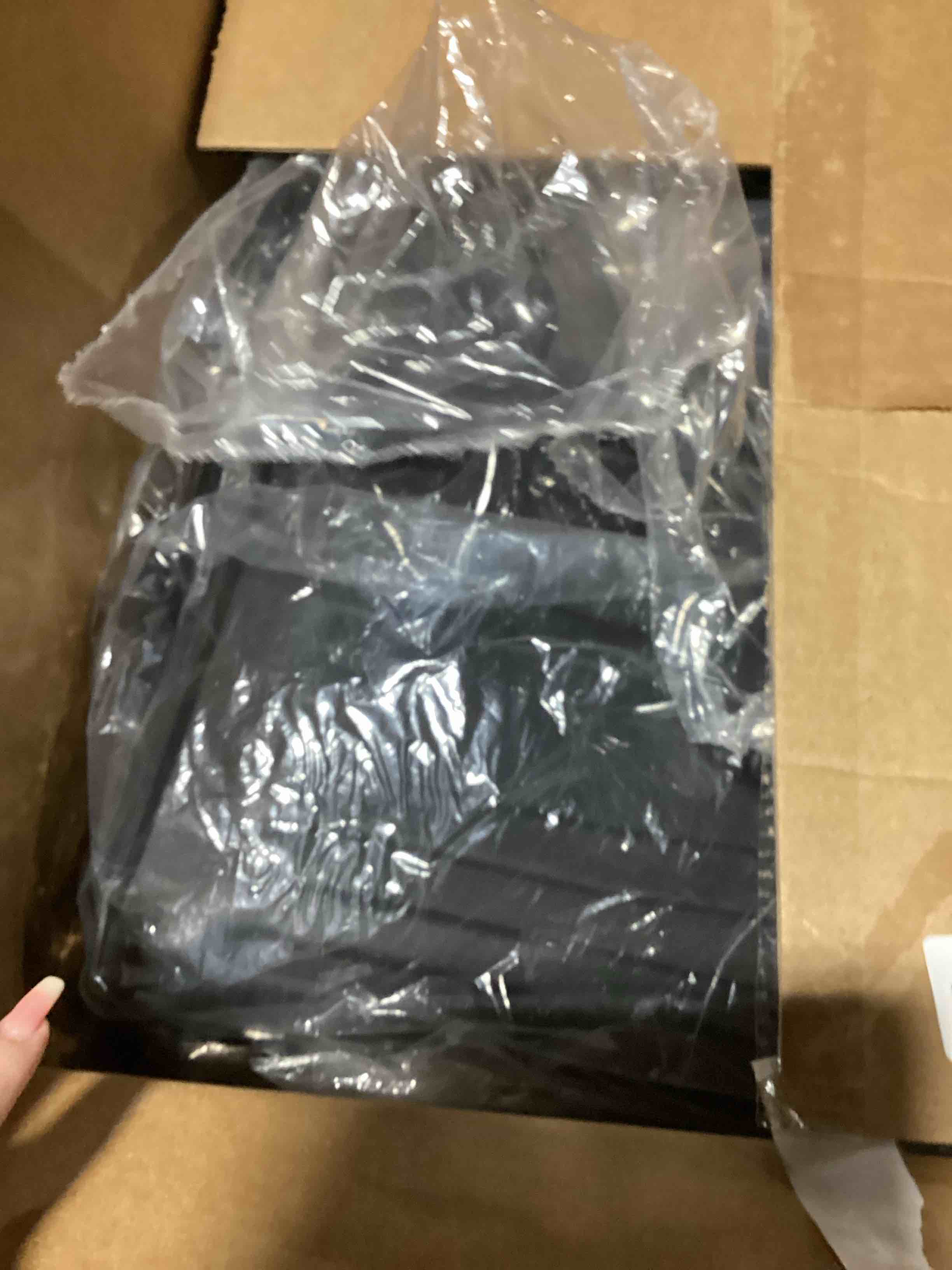 https://s3.amazonaws.com/lotting-images-prod/bidfta/PNK3636414_1755690853818.jpeg