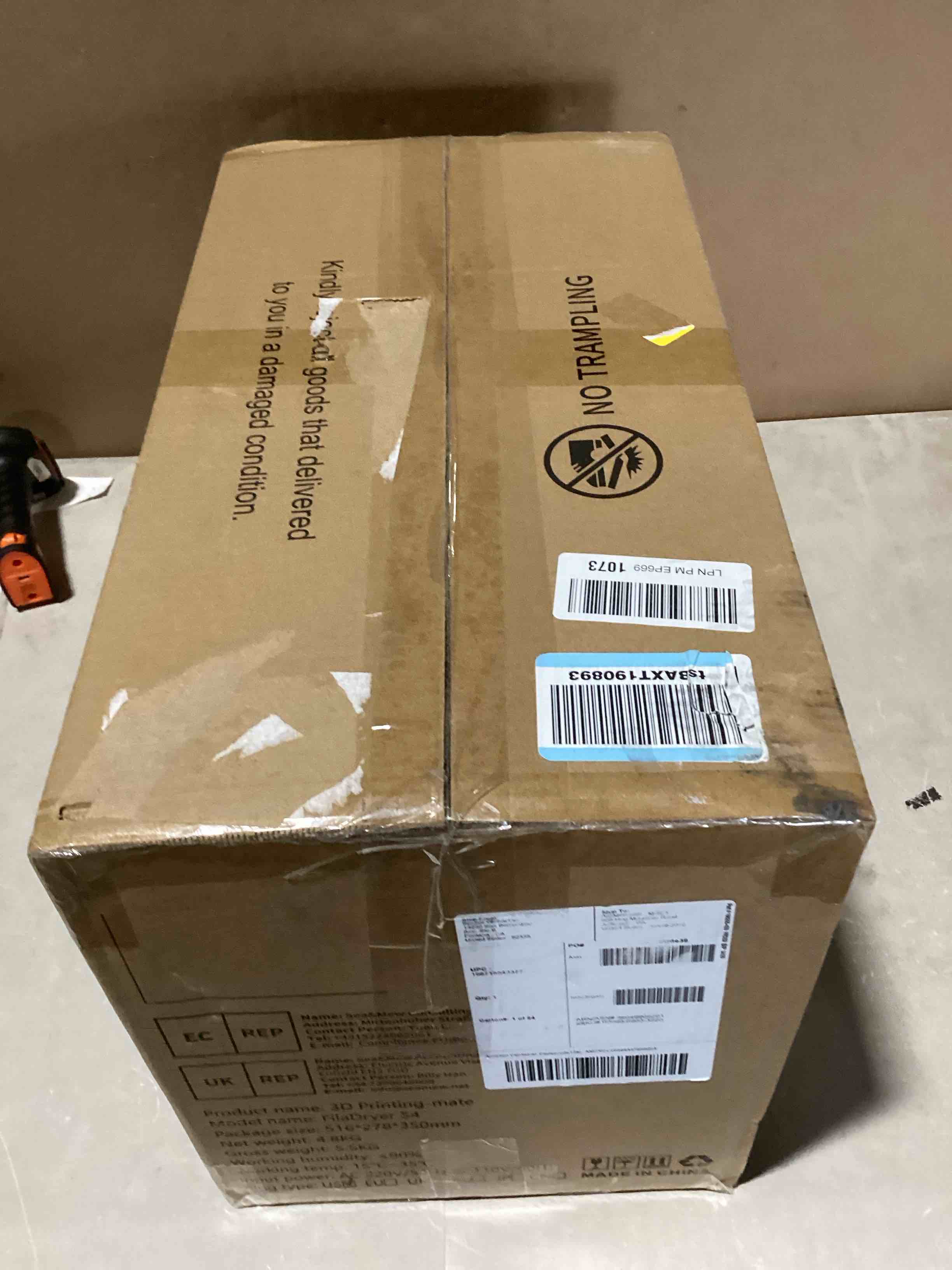 https://s3.amazonaws.com/lotting-images-prod/bidfta/PNK3636489_1755698549192.jpeg