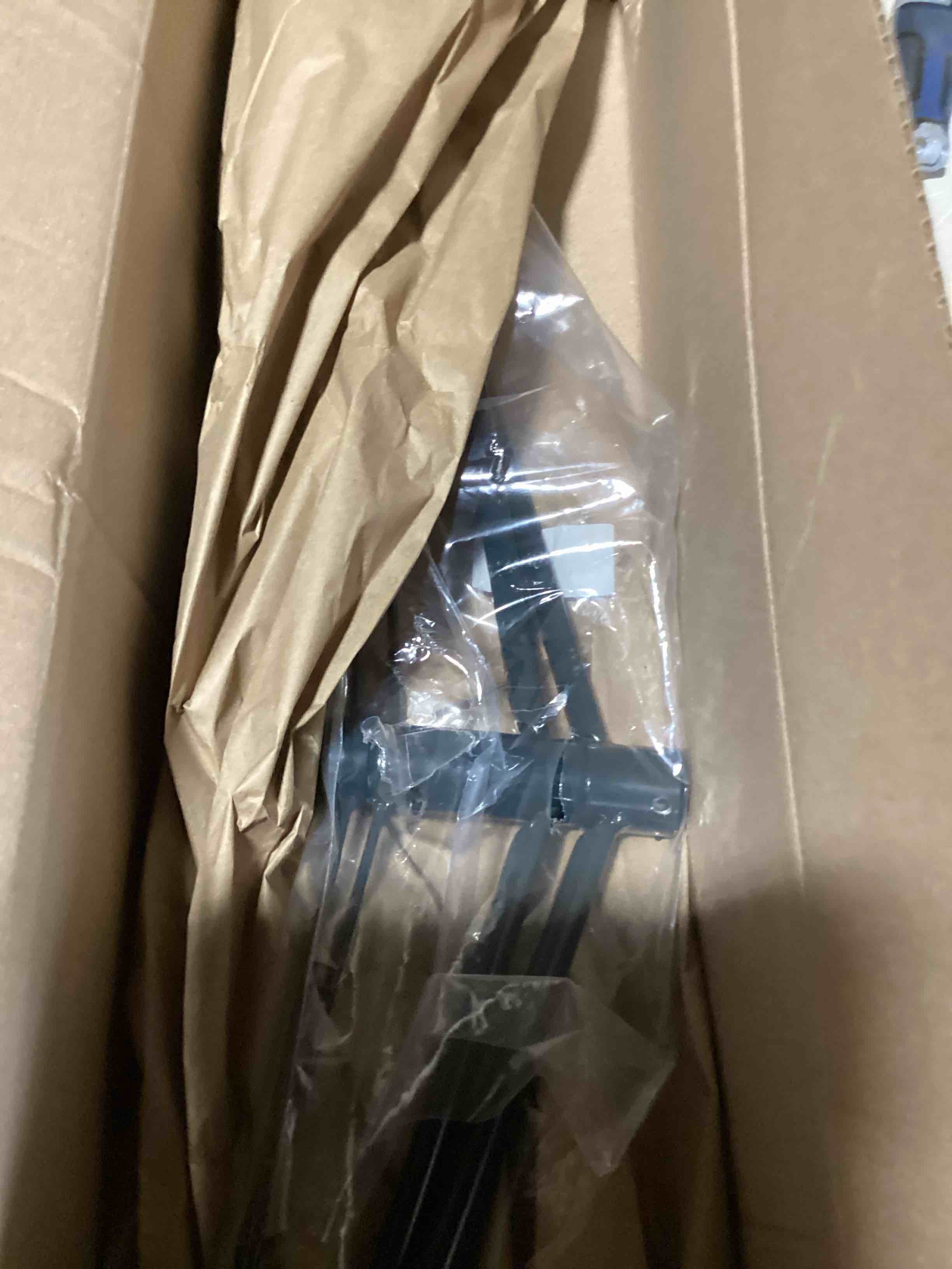 https://s3.amazonaws.com/lotting-images-prod/bidfta/PNK3636541_1755705782543.jpeg