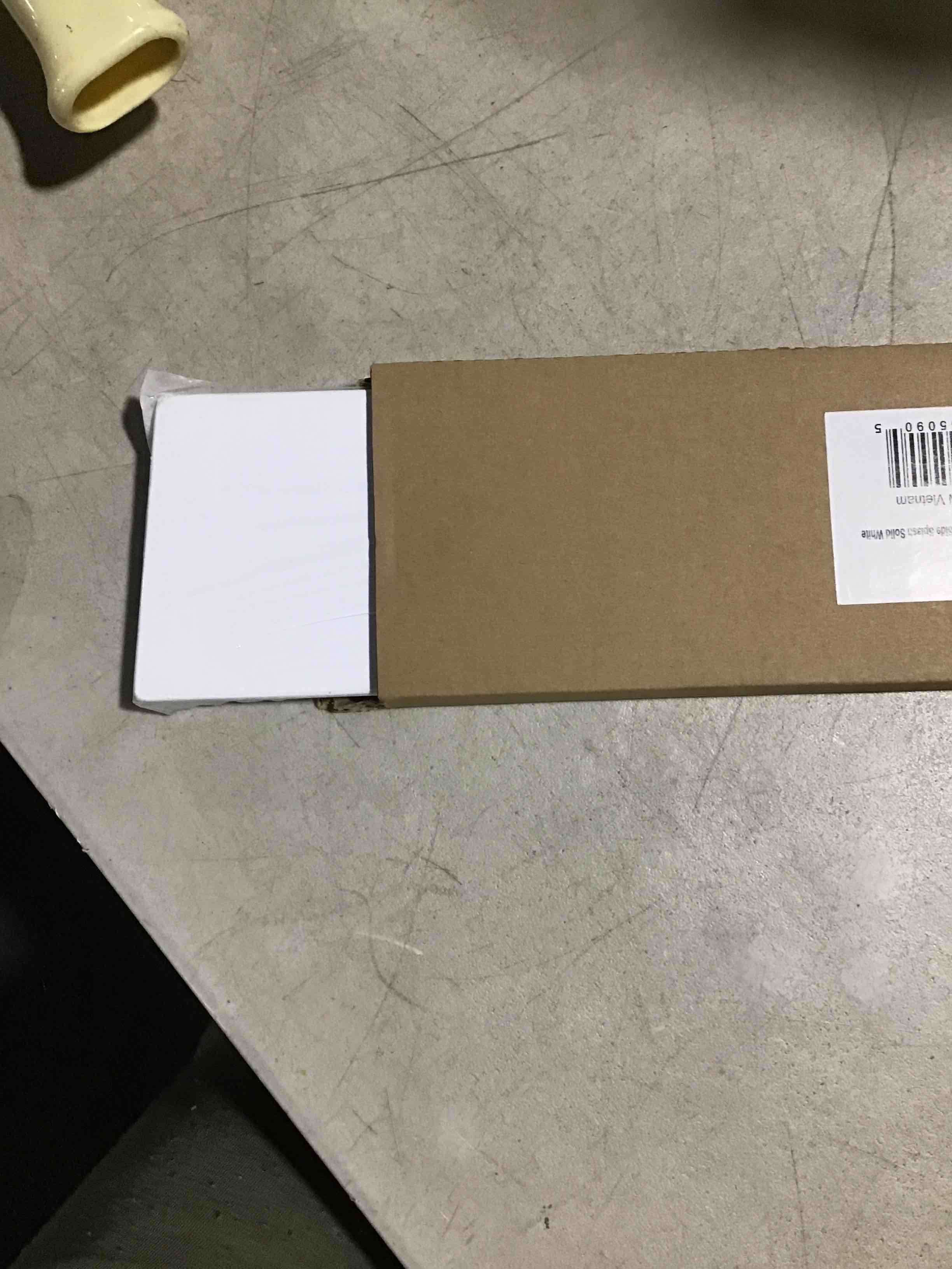 https://s3.amazonaws.com/lotting-images-prod/bidfta/PNK3637393_1750349116133.jpeg
