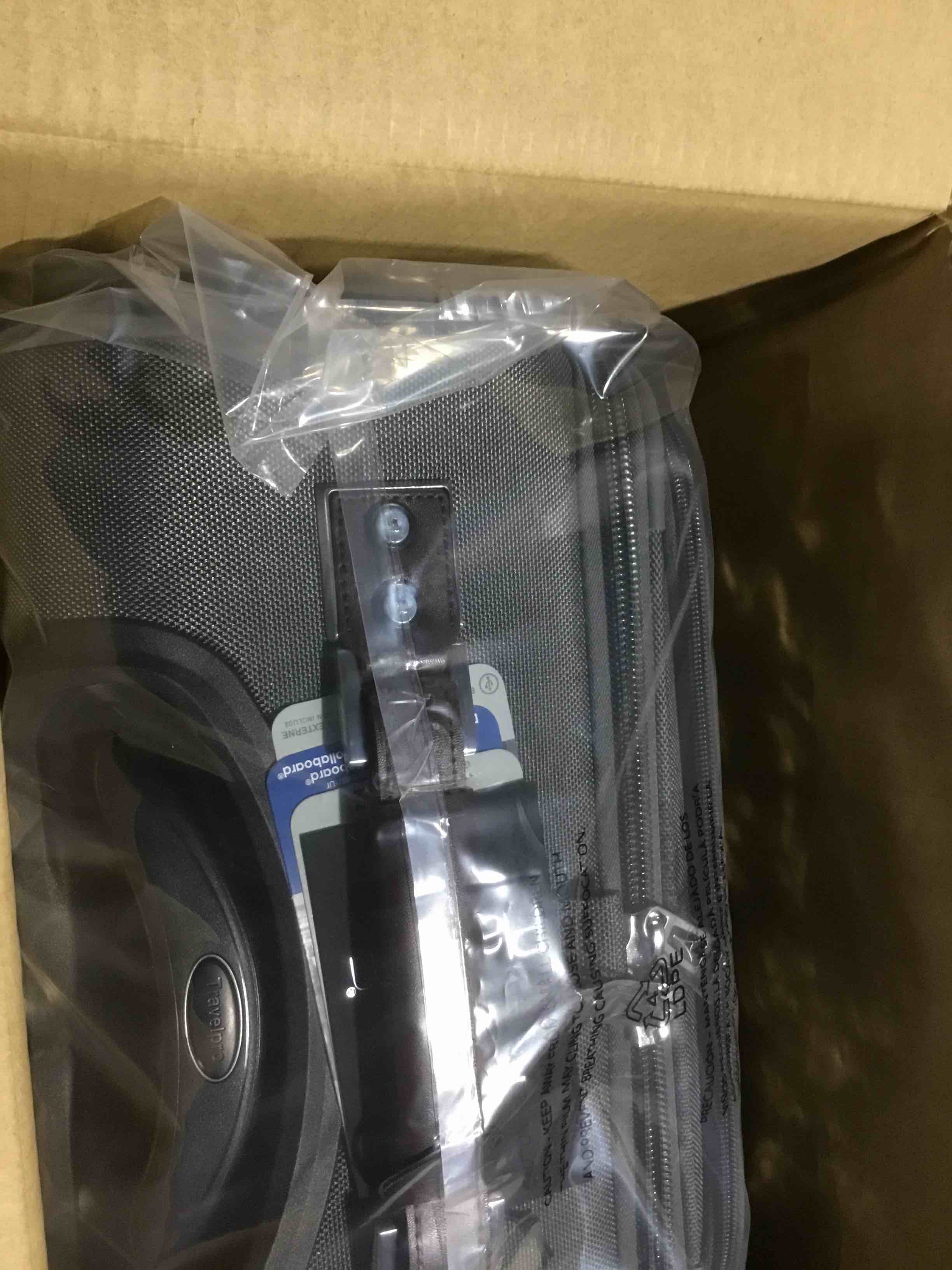 https://s3.amazonaws.com/lotting-images-prod/bidfta/PNK3637623_1750439251866.jpeg